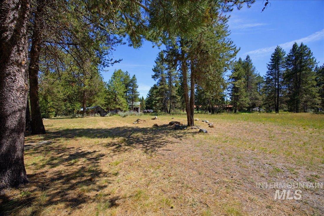 230 Blue Jay Dr., McCall, Idaho 83638, 3 Bedrooms, 2 Bathrooms, Residential For Sale, Price $399,000, 98991520