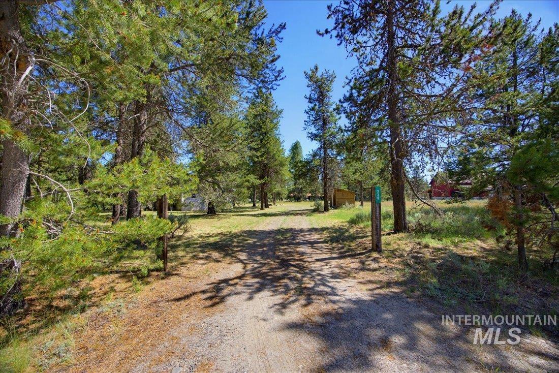 230 Blue Jay Dr., McCall, Idaho 83638, 3 Bedrooms, 2 Bathrooms, Residential For Sale, Price $399,000, 98991520