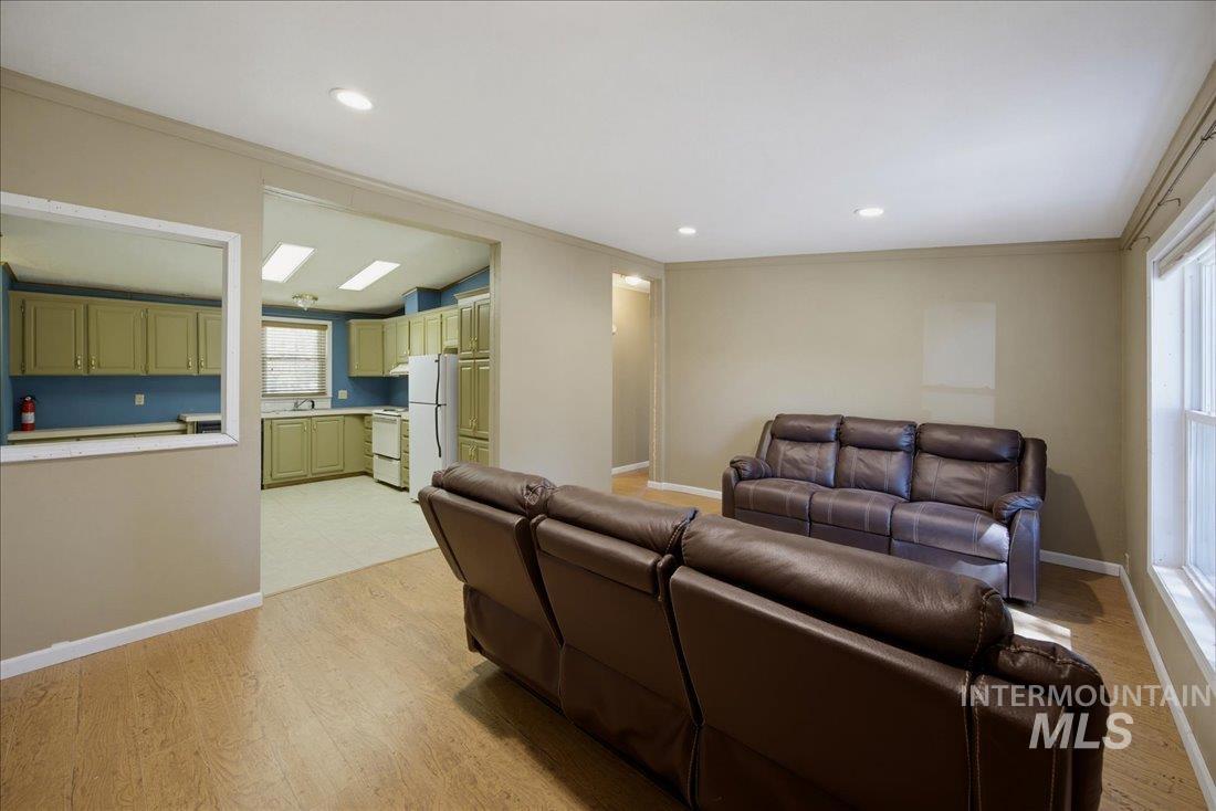230 Blue Jay Dr., McCall, Idaho 83638, 3 Bedrooms, 2 Bathrooms, Residential For Sale, Price $399,000, 98991520