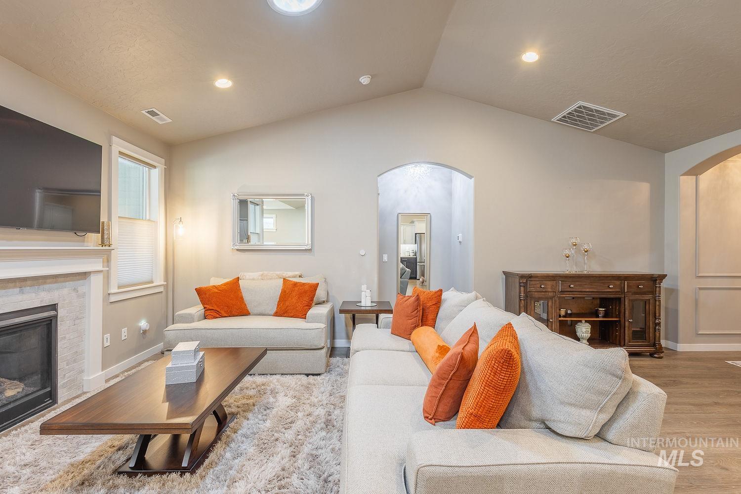 10672 W W Daylily Ave, Star, Idaho 83669, 4 Bedrooms, 3 Bathrooms, Residential For Sale, Price $619,000, 98991521