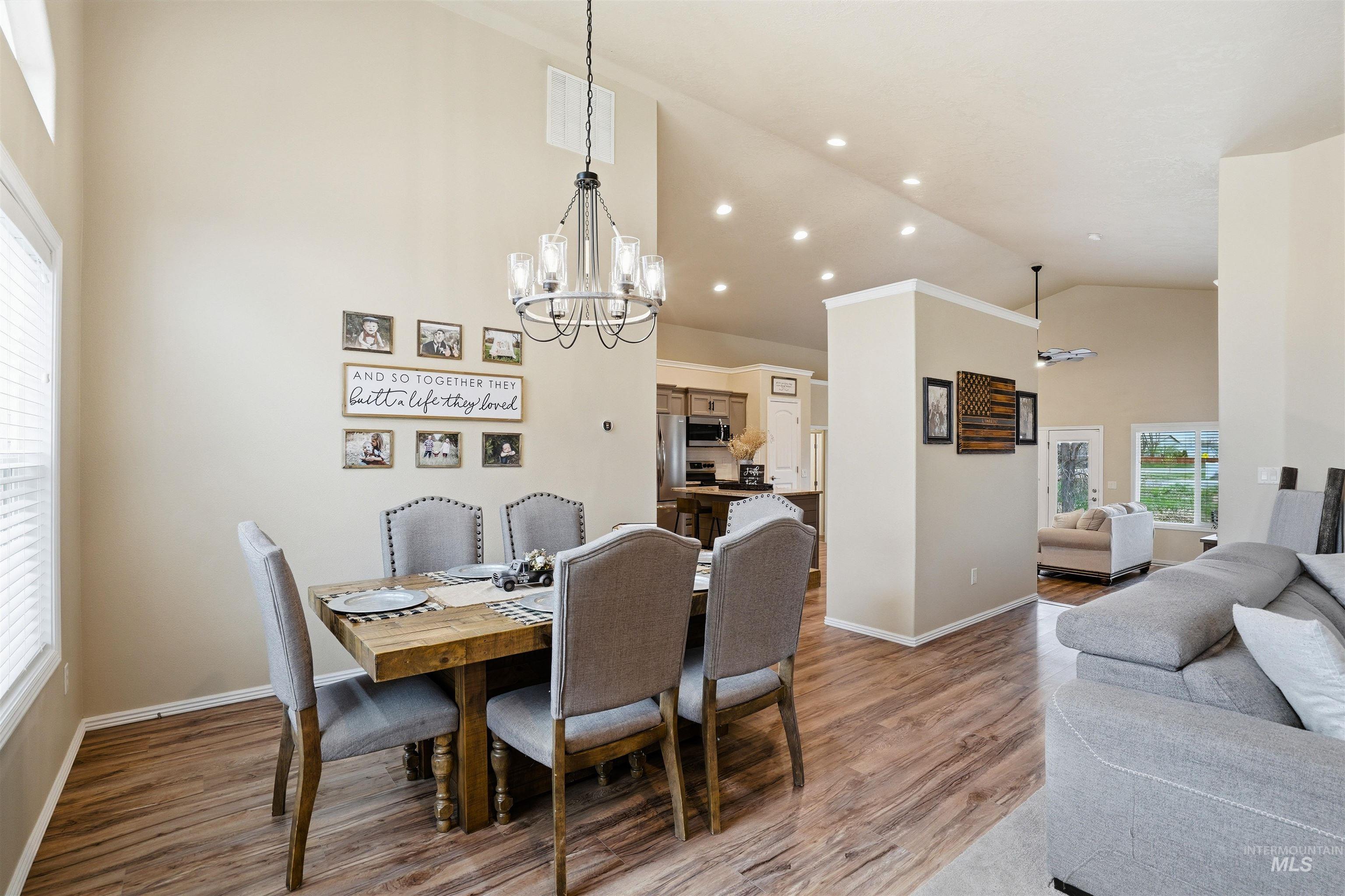 731 Triumph Dr, Middleton, Idaho 83644, 3 Bedrooms, 2 Bathrooms, Residential For Sale, Price $435,000, 98991522