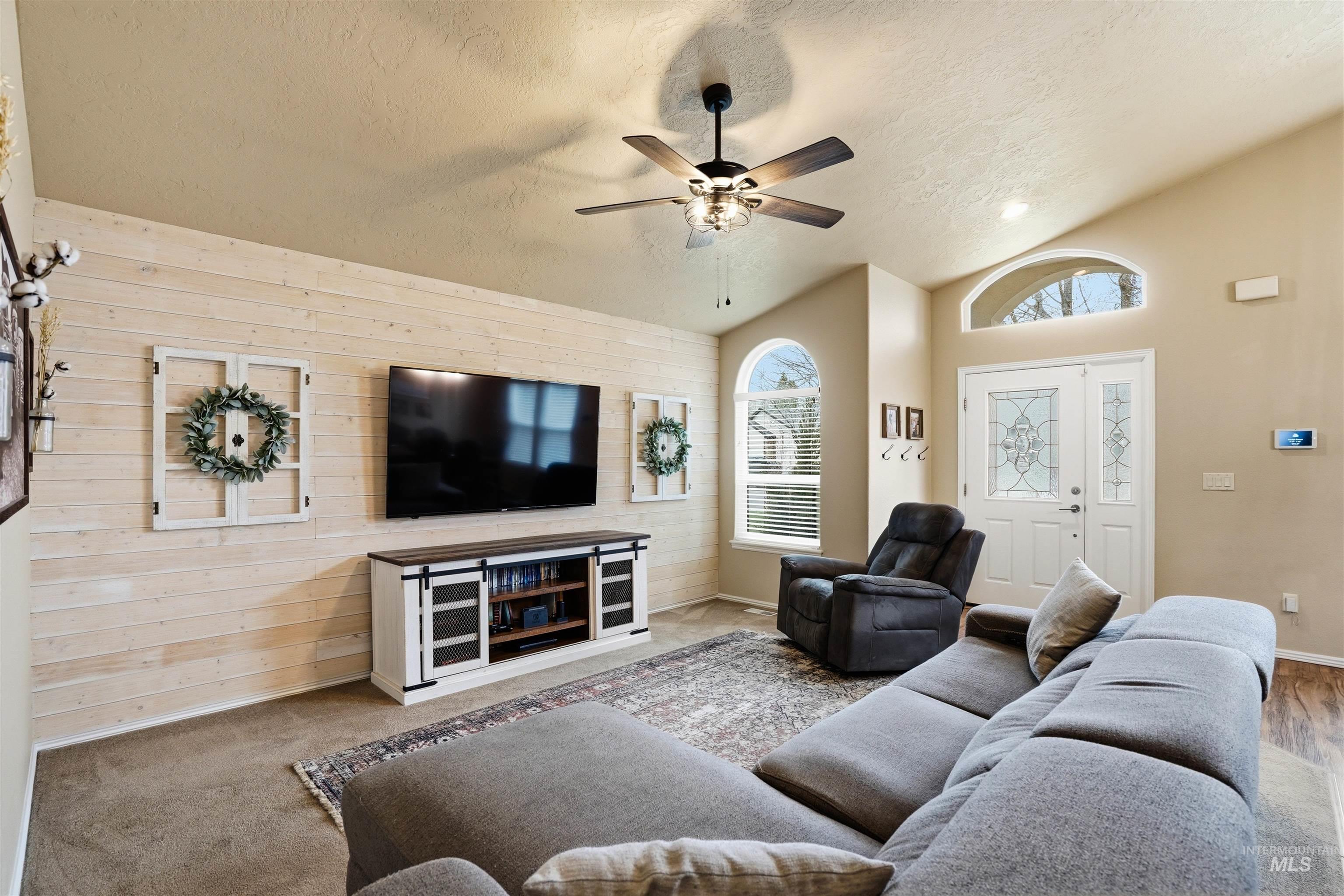 731 Triumph Dr, Middleton, Idaho 83644, 3 Bedrooms, 2 Bathrooms, Residential For Sale, Price $435,000, 98991522