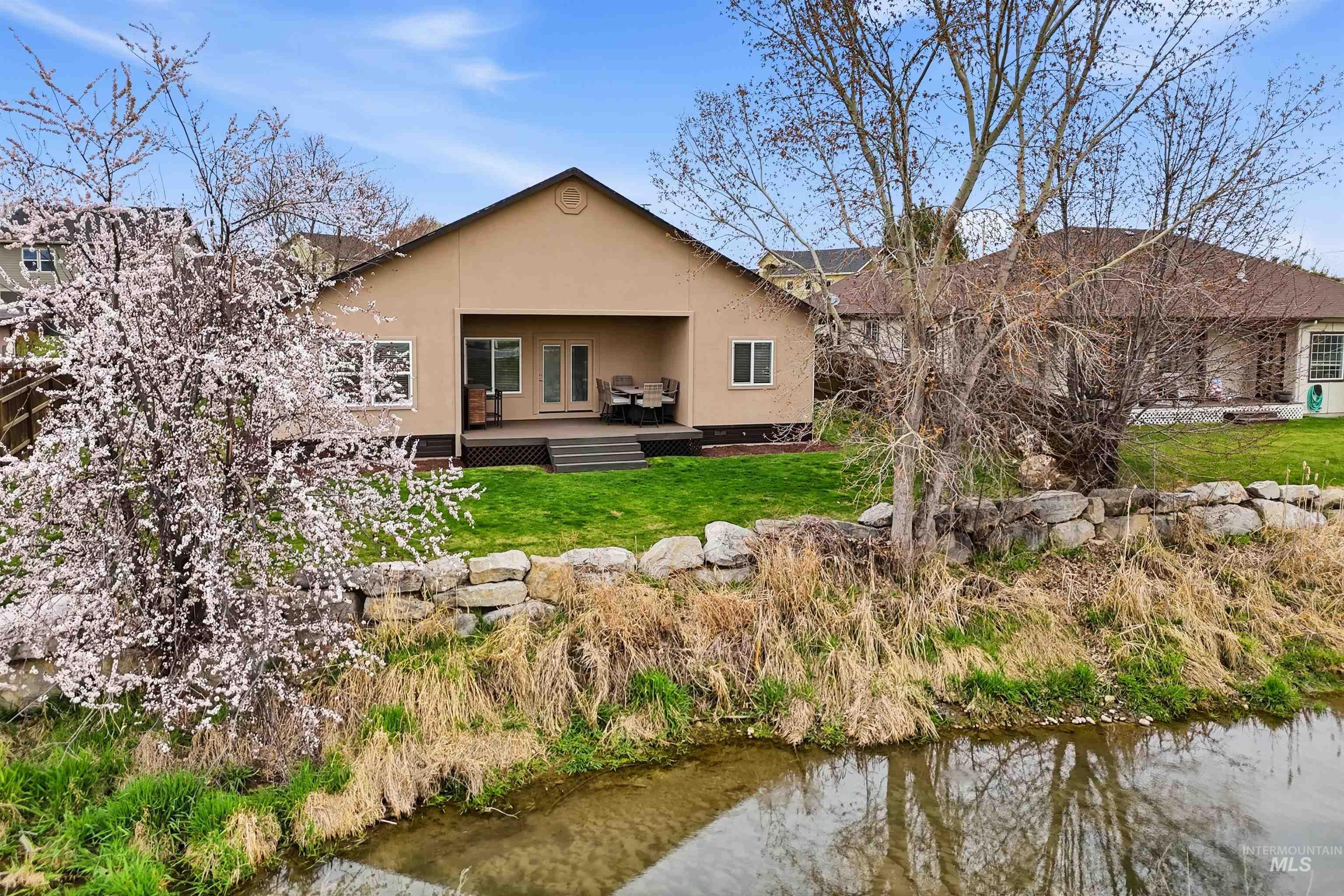 731 Triumph Dr, Middleton, Idaho 83644, 3 Bedrooms, 2 Bathrooms, Residential For Sale, Price $435,000, 98991522