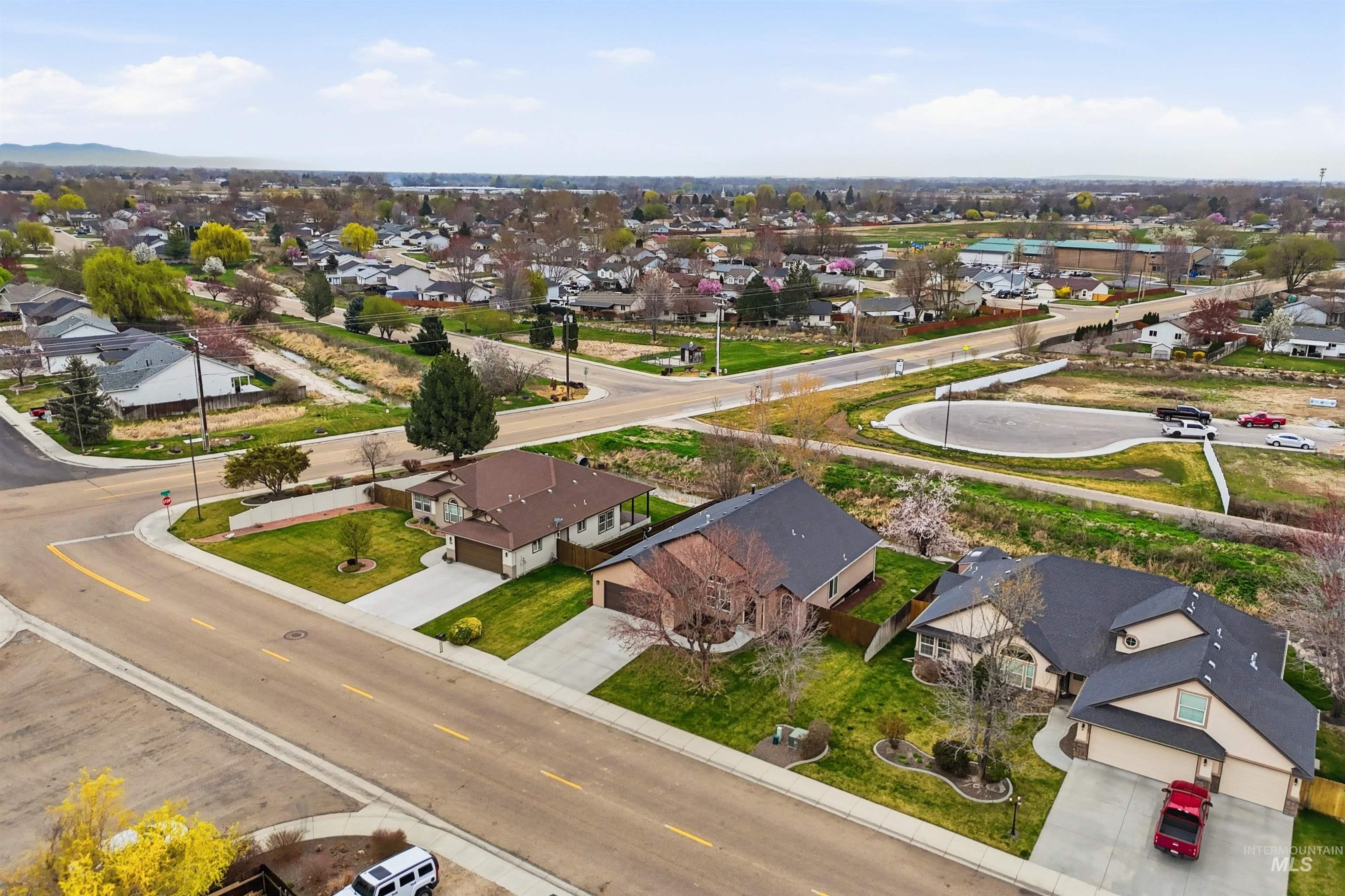 731 Triumph Dr, Middleton, Idaho 83644, 3 Bedrooms, 2 Bathrooms, Residential For Sale, Price $435,000, 98991522