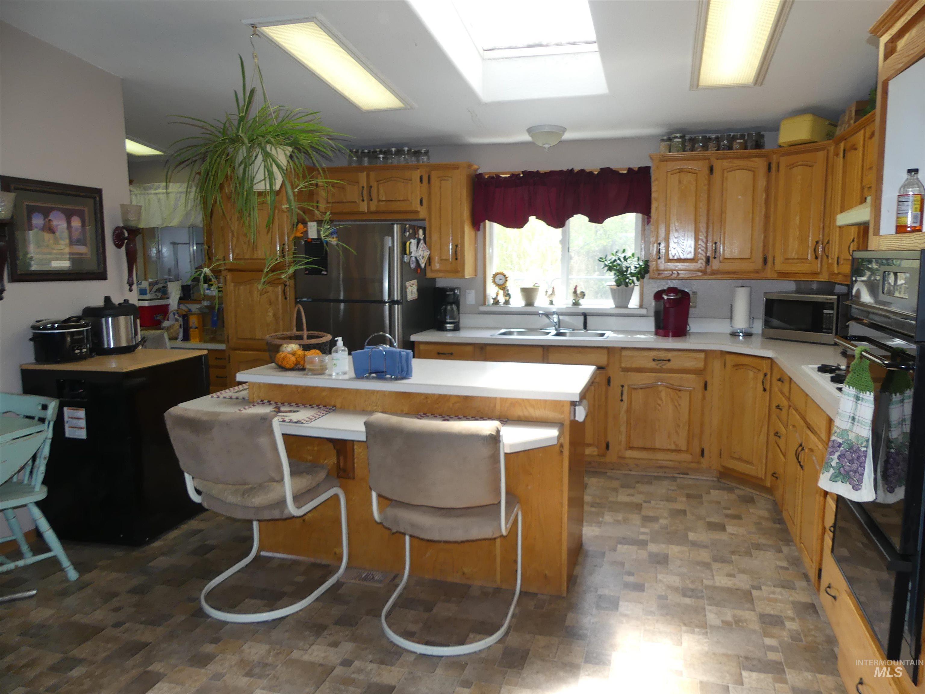 320 Lamb Grade, Stites, Idaho 83552, 3 Bedrooms, 2 Bathrooms, Residential For Sale, Price $499,000,MLS 98991523