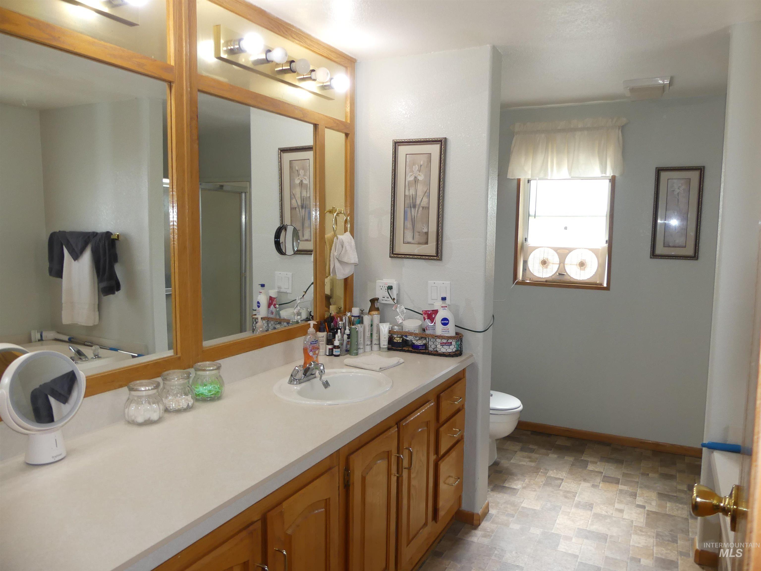 320 Lamb Grade, Stites, Idaho 83552, 3 Bedrooms, 2 Bathrooms, Residential For Sale, Price $499,000,MLS 98991523