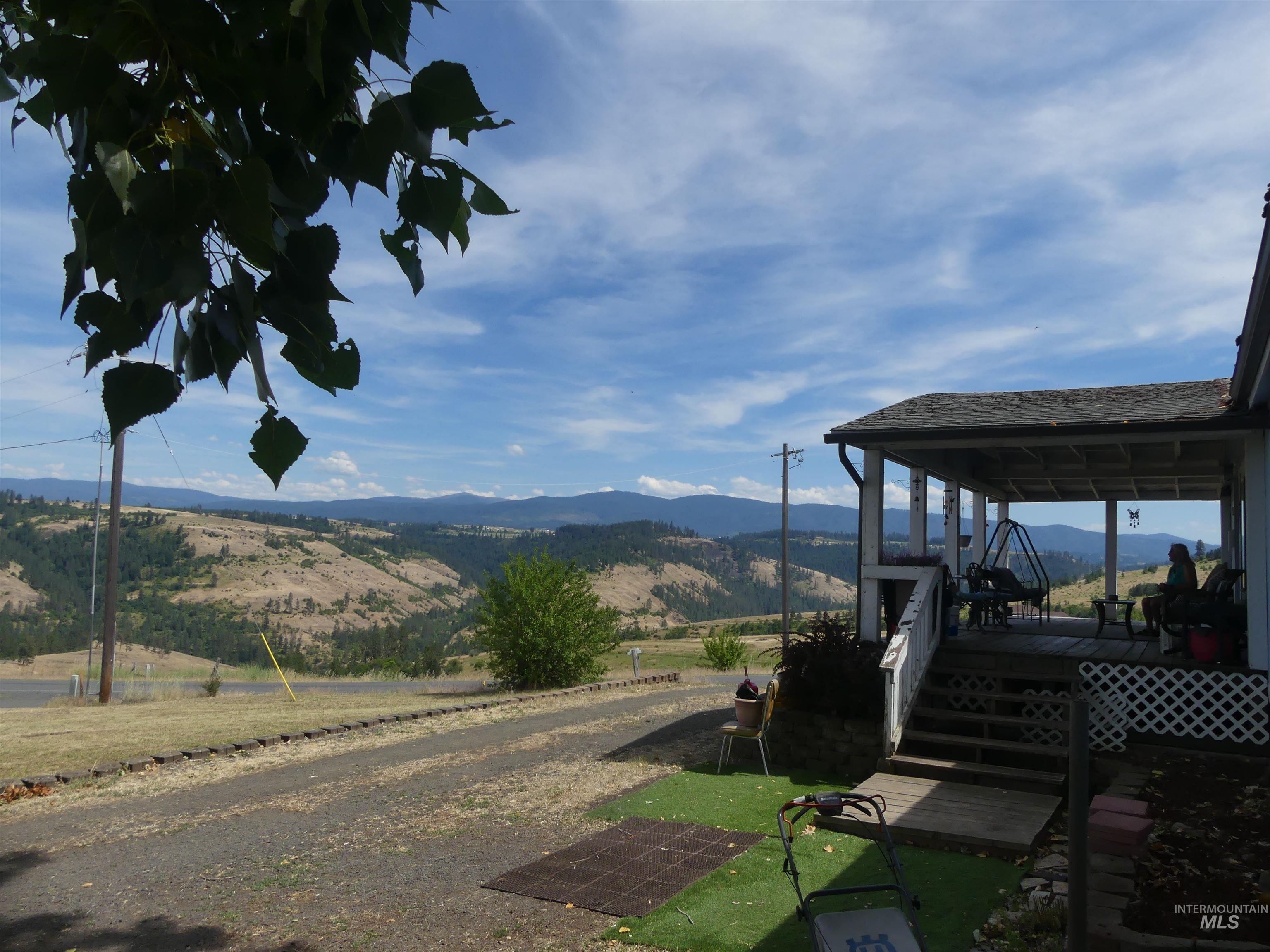 320 Lamb Grade, Stites, Idaho 83552, 3 Bedrooms, 2 Bathrooms, Residential For Sale, Price $499,000,MLS 98991523