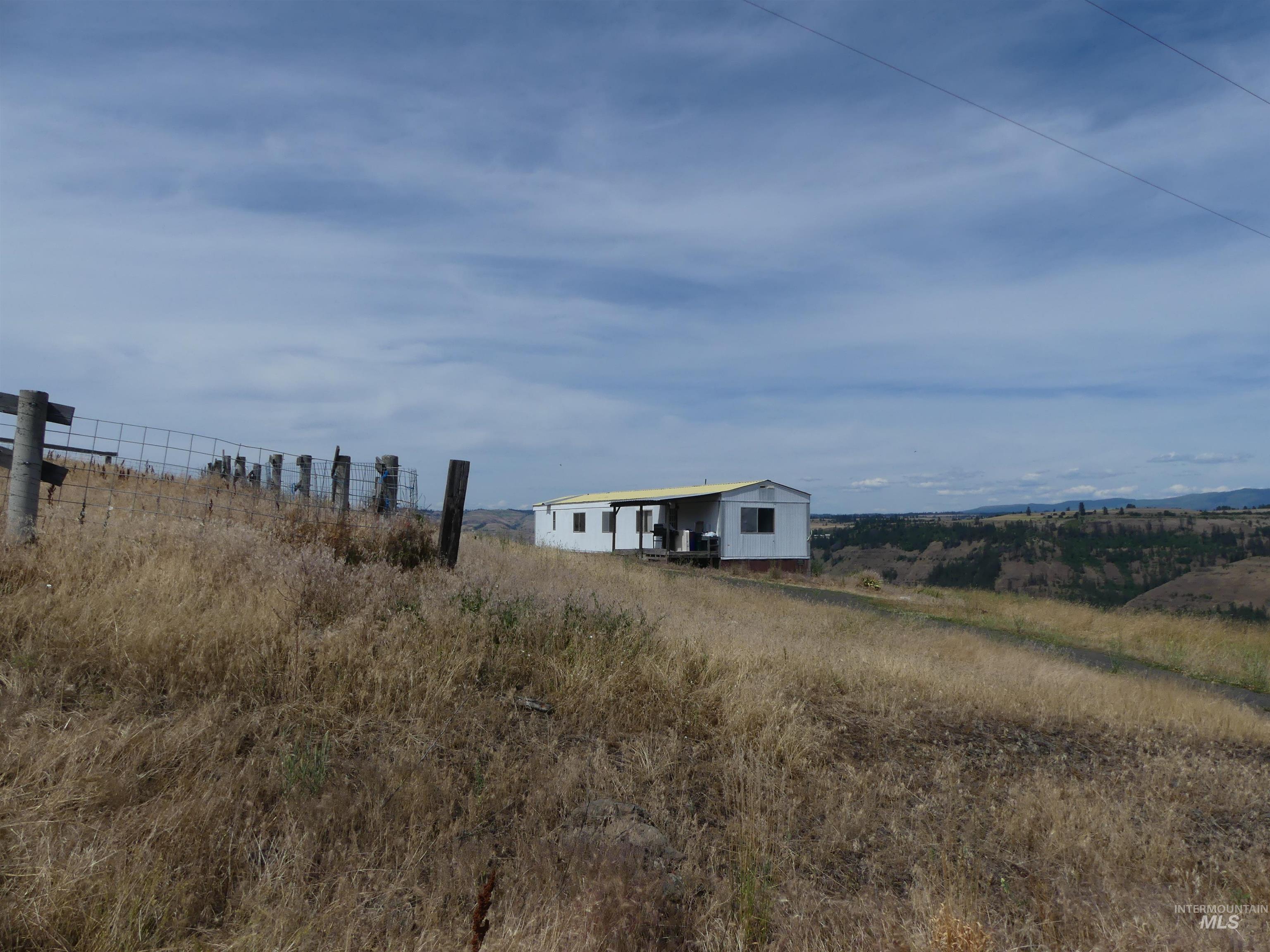 320 Lamb Grade, Stites, Idaho 83552, 3 Bedrooms, 2 Bathrooms, Residential For Sale, Price $499,000,MLS 98991523