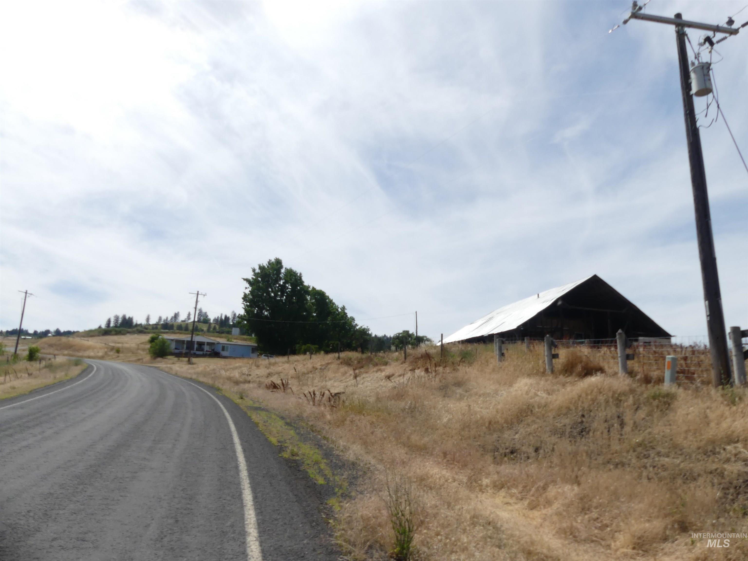 320 Lamb Grade, Stites, Idaho 83552, 3 Bedrooms, 2 Bathrooms, Residential For Sale, Price $499,000,MLS 98991523