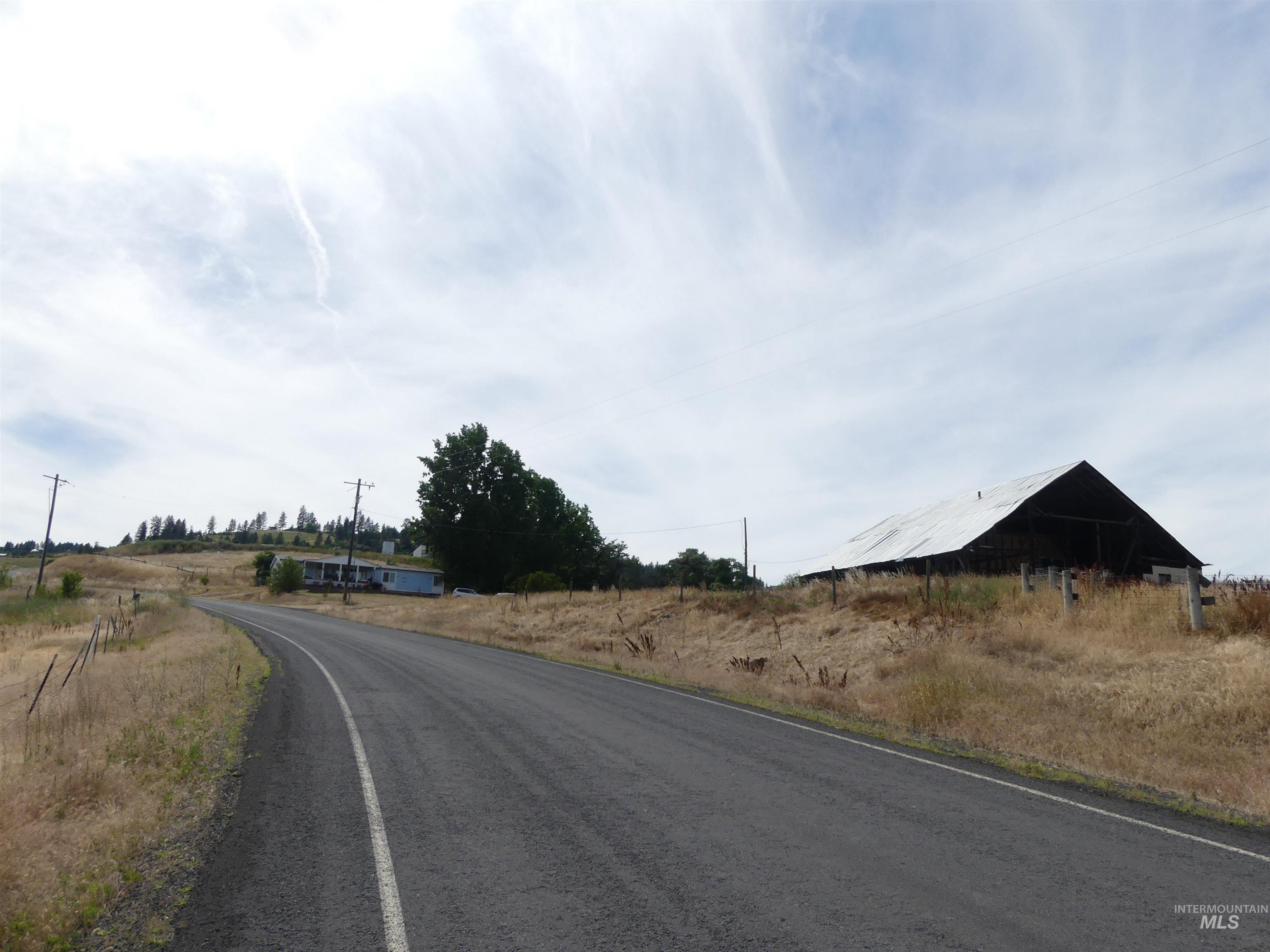 320 Lamb Grade, Stites, Idaho 83552, 3 Bedrooms, 2 Bathrooms, Residential For Sale, Price $499,000,MLS 98991523