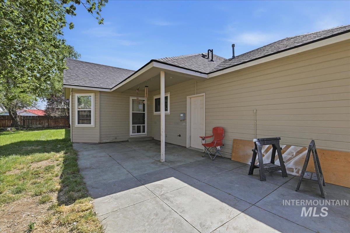 2374 NE Trinity Ave, Mountain Home, Idaho 83647, 3 Bedrooms, 2 Bathrooms, Residential For Sale, Price $365,000,MLS 98991525