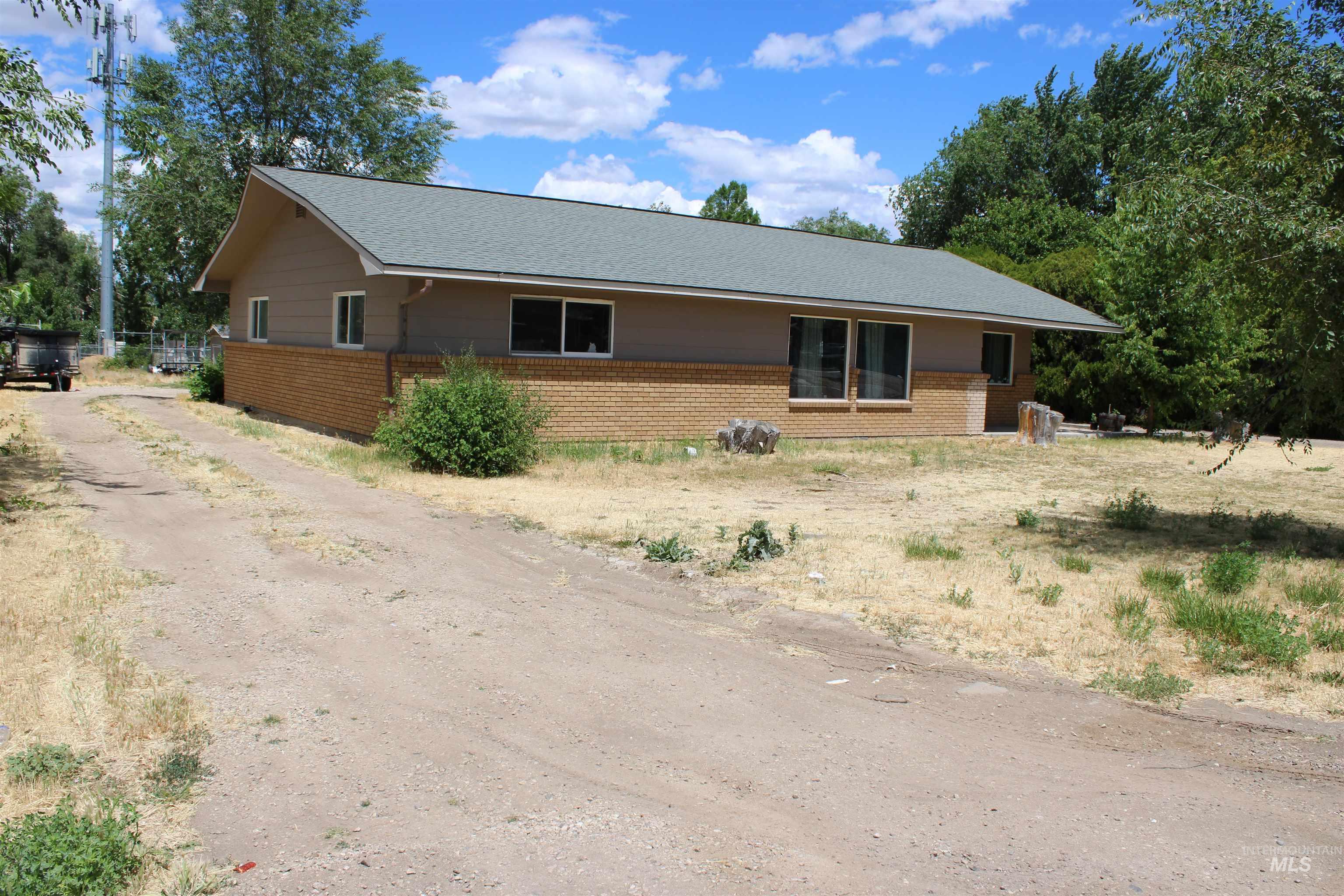 1112 Smith Ave, Nampa, Idaho 83651, 2 Bedrooms, 2 Bathrooms, Residential For Sale, Price $575,000, 98991527