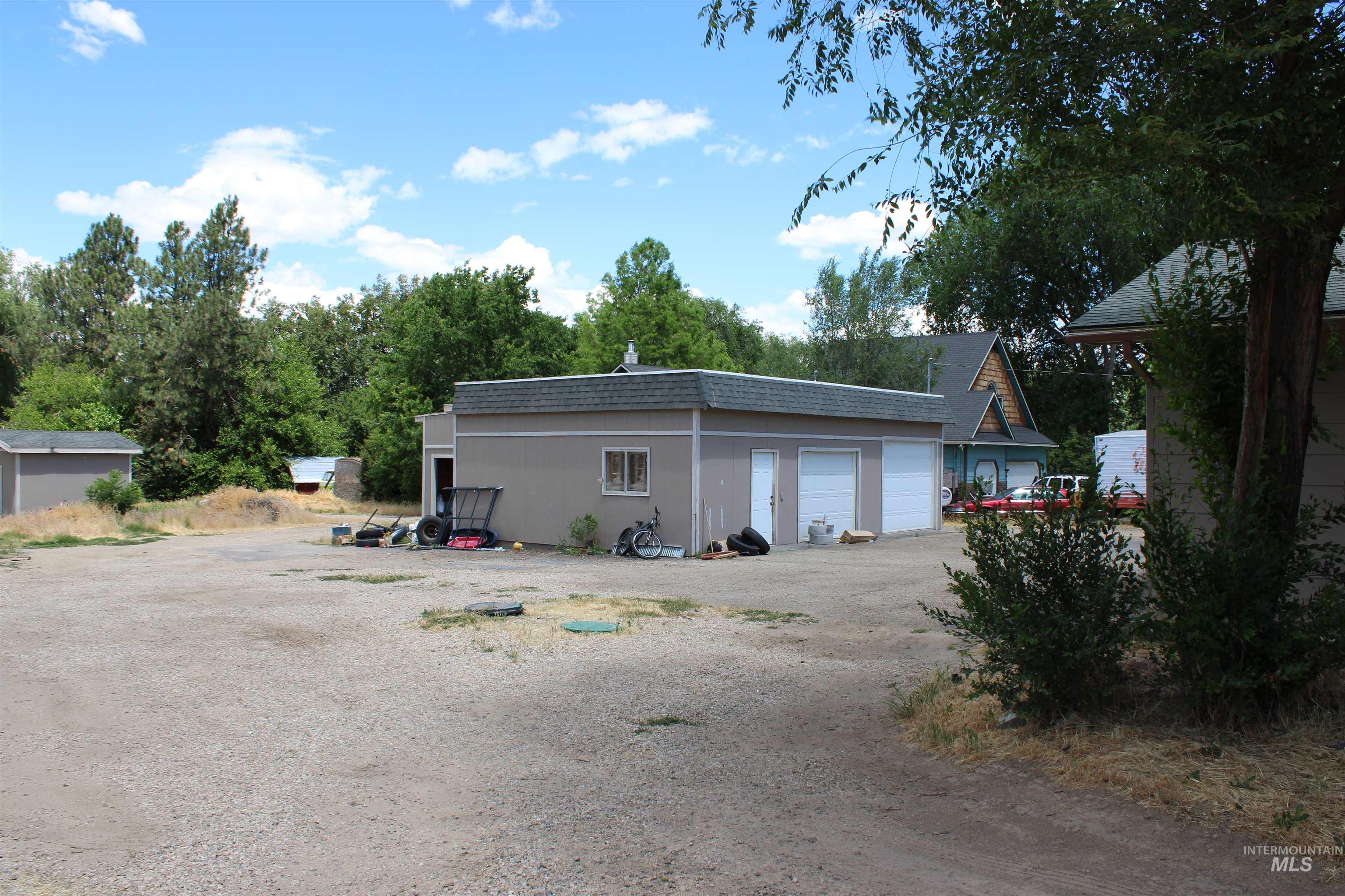 1112 Smith Ave, Nampa, Idaho 83651, 2 Bedrooms, 2 Bathrooms, Residential For Sale, Price $575,000, 98991527
