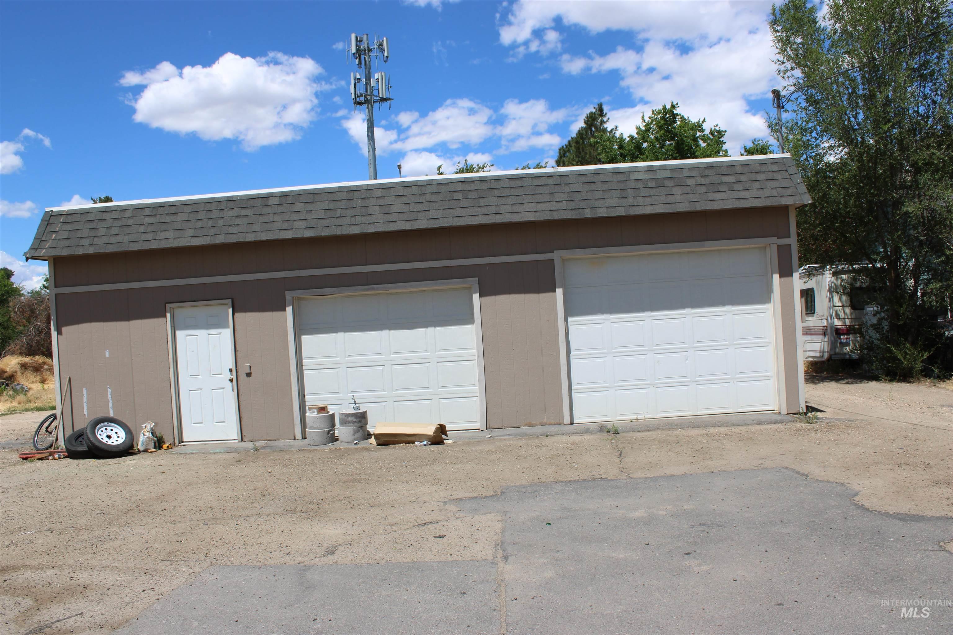 1112 Smith Ave, Nampa, Idaho 83651, 2 Bedrooms, 2 Bathrooms, Residential For Sale, Price $575,000, 98991527