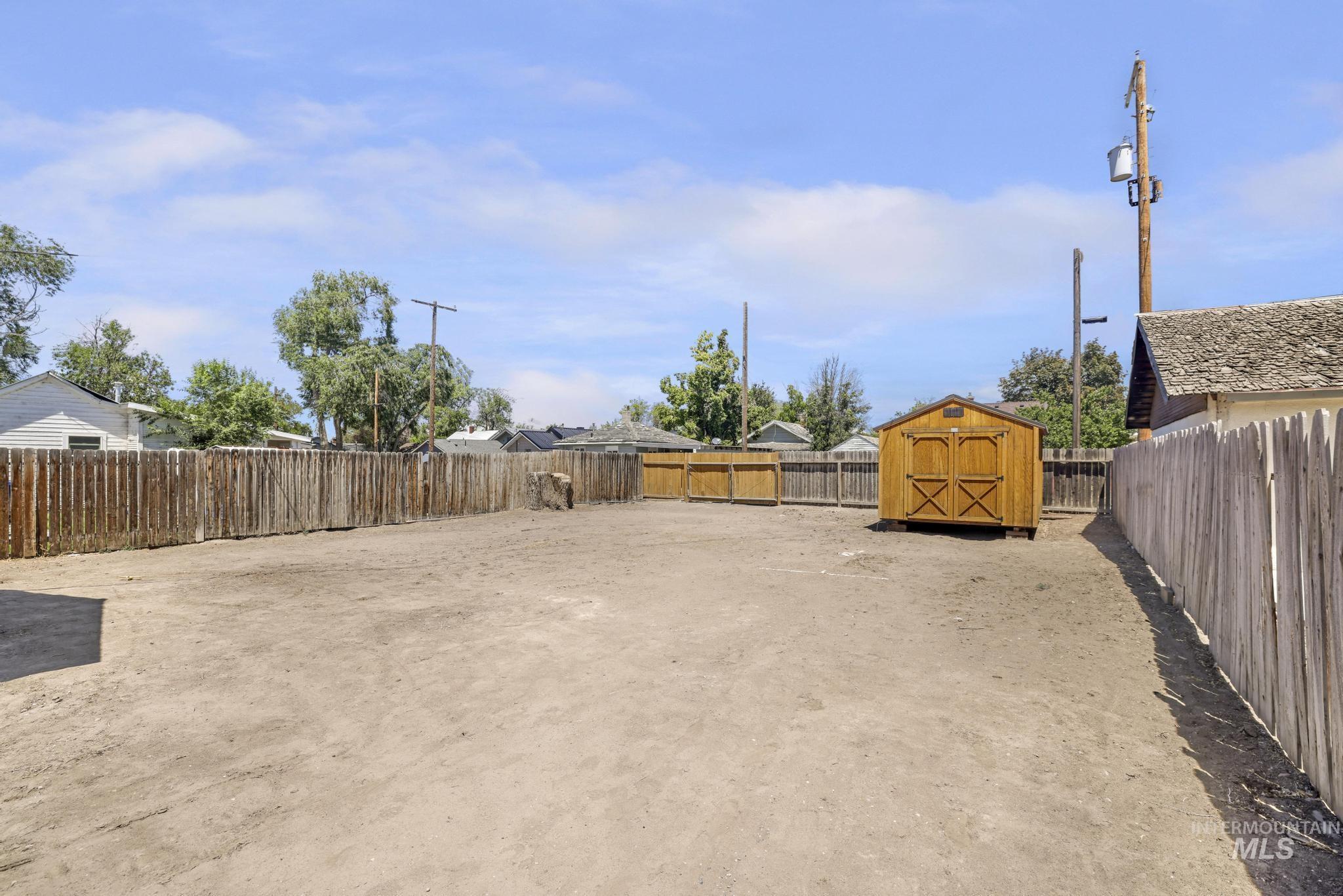 630 3rd Ave West, Twin Falls, Idaho 83301, 2 Bedrooms, 1 Bathroom, Residential For Sale, Price $266,500, 98991528