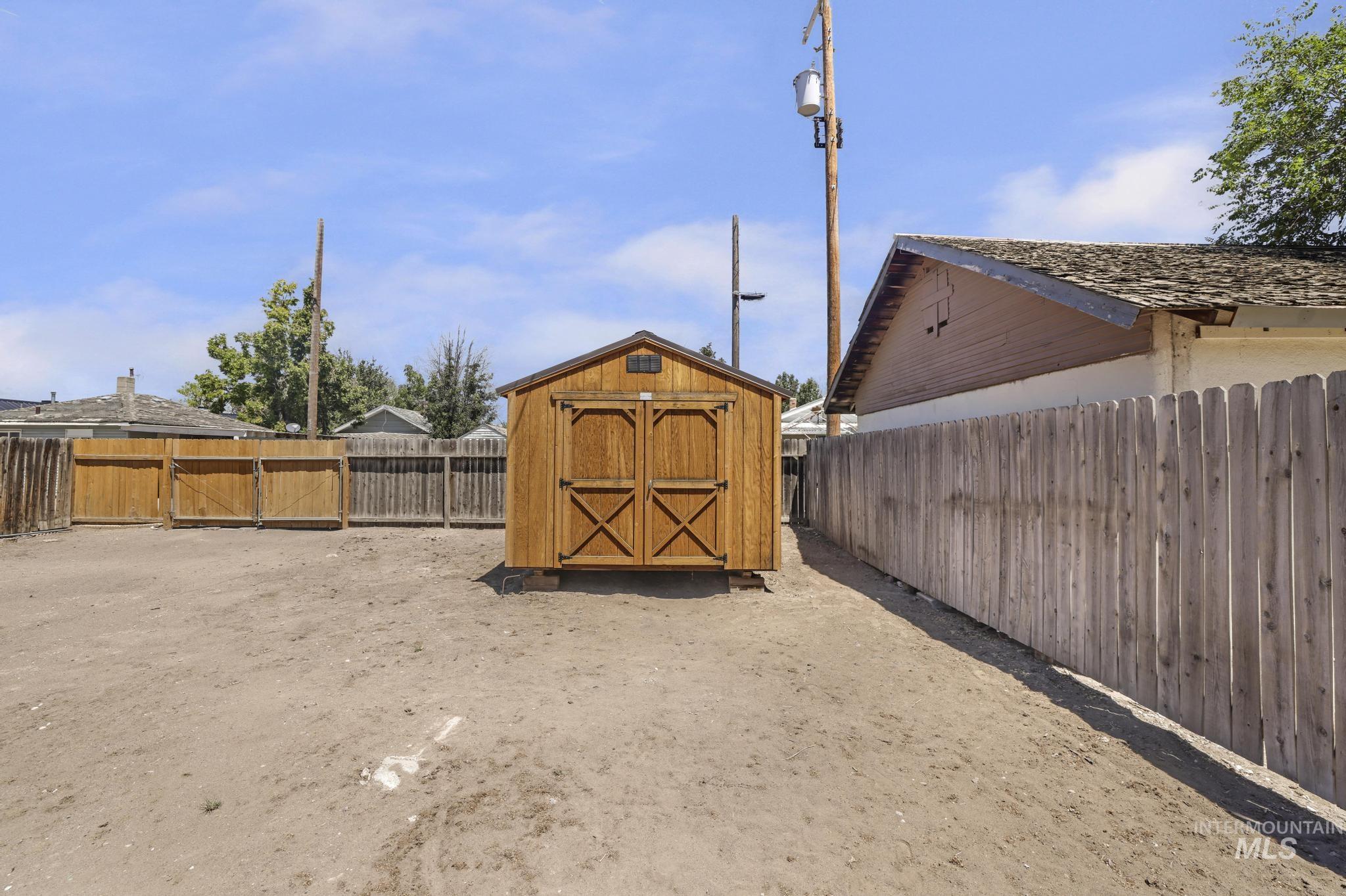 630 3rd Ave West, Twin Falls, Idaho 83301, 2 Bedrooms, 1 Bathroom, Residential For Sale, Price $266,500, 98991528