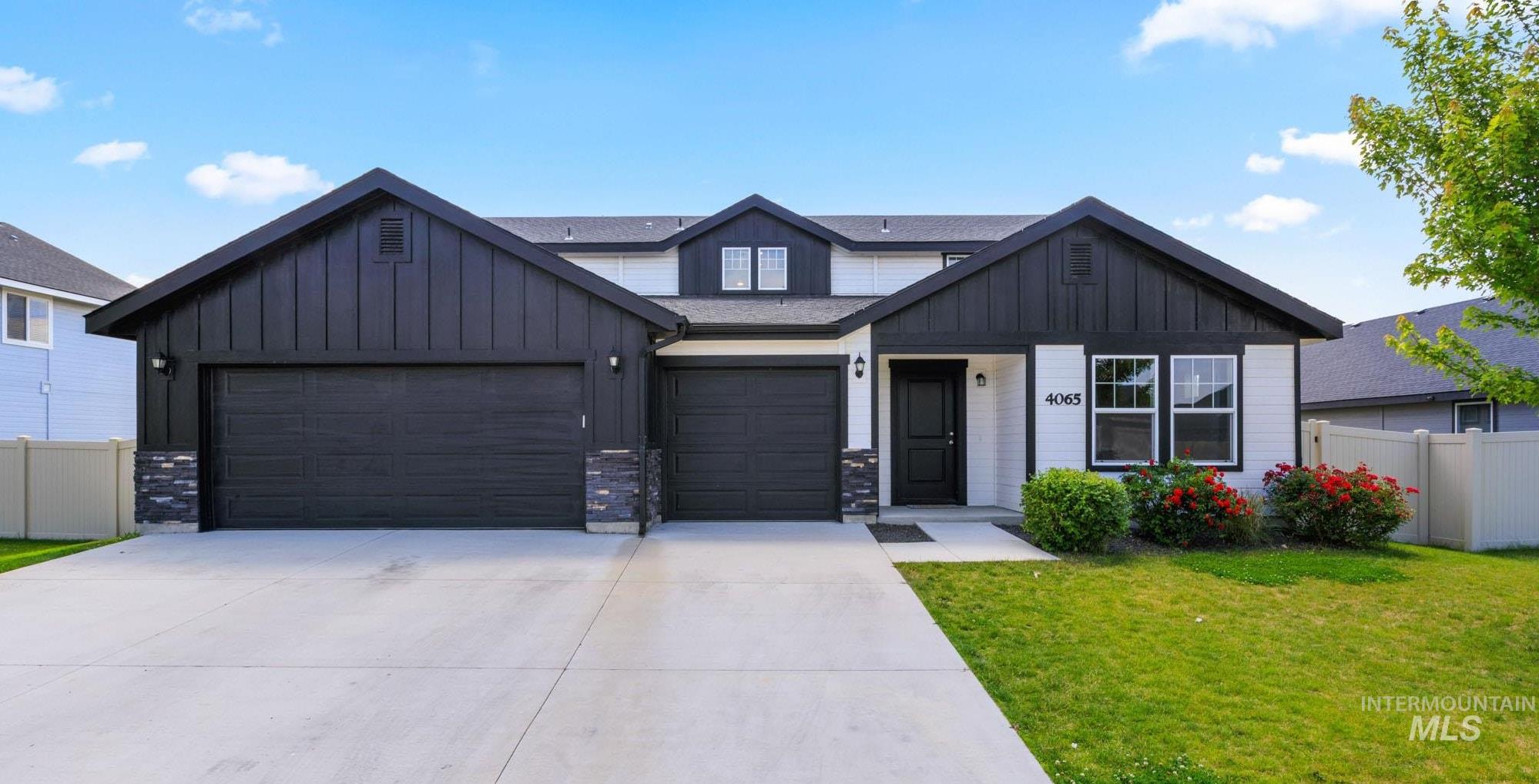 4065 E Eagle Ridge drive, Nampa, Idaho 83686, 5 Bedrooms, 2.5 Bathrooms, Residential For Sale, Price $575,000, 98991529