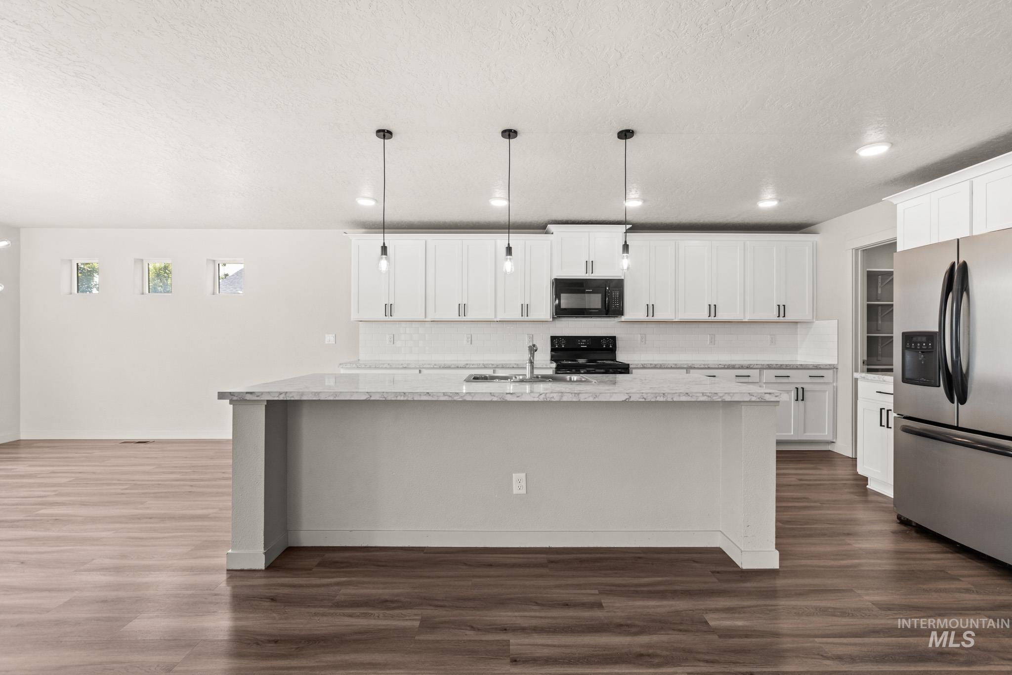 4065 E Eagle Ridge drive, Nampa, Idaho 83686, 5 Bedrooms, 2.5 Bathrooms, Residential For Sale, Price $575,000, 98991529