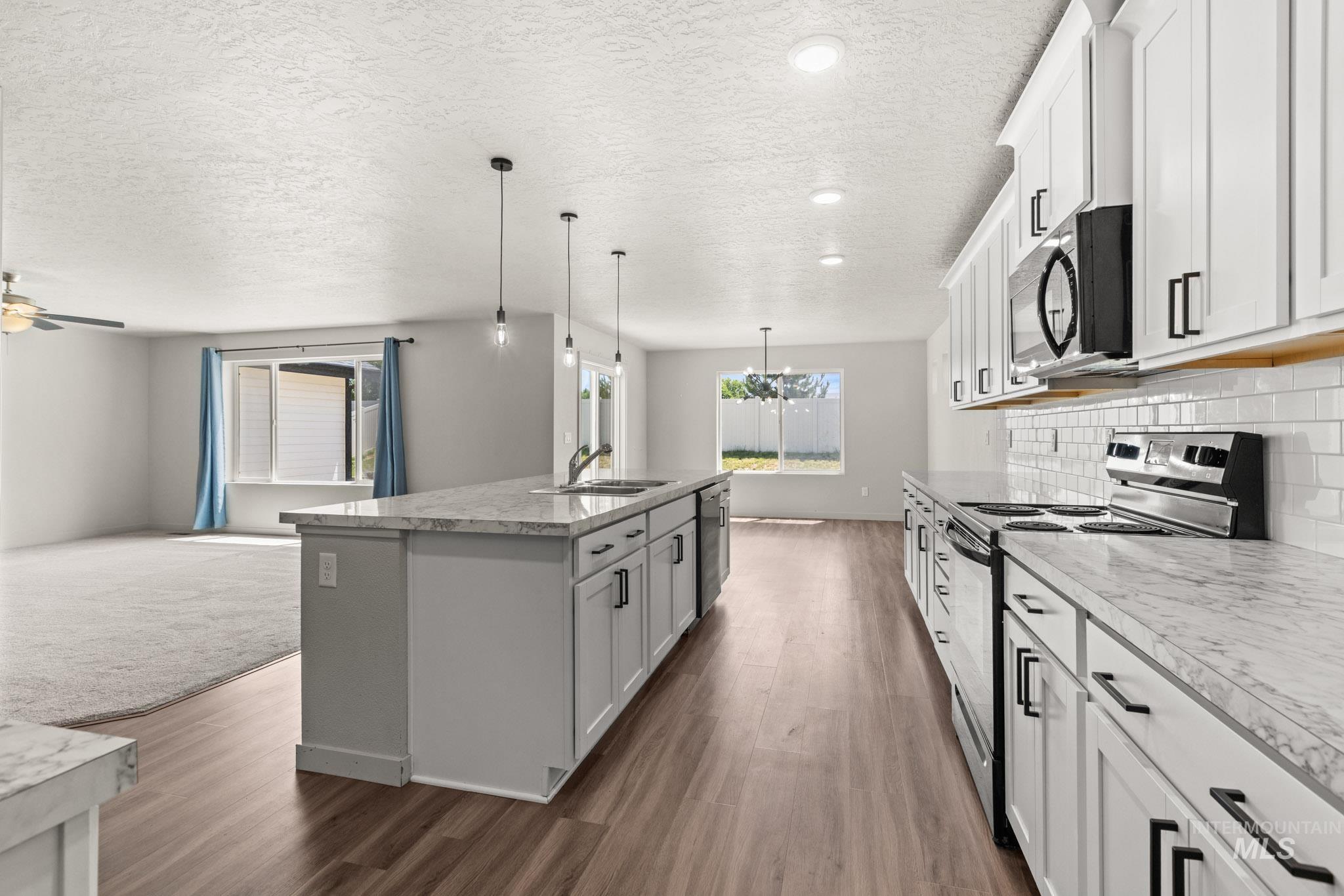 4065 E Eagle Ridge drive, Nampa, Idaho 83686, 5 Bedrooms, 2.5 Bathrooms, Residential For Sale, Price $575,000, 98991529