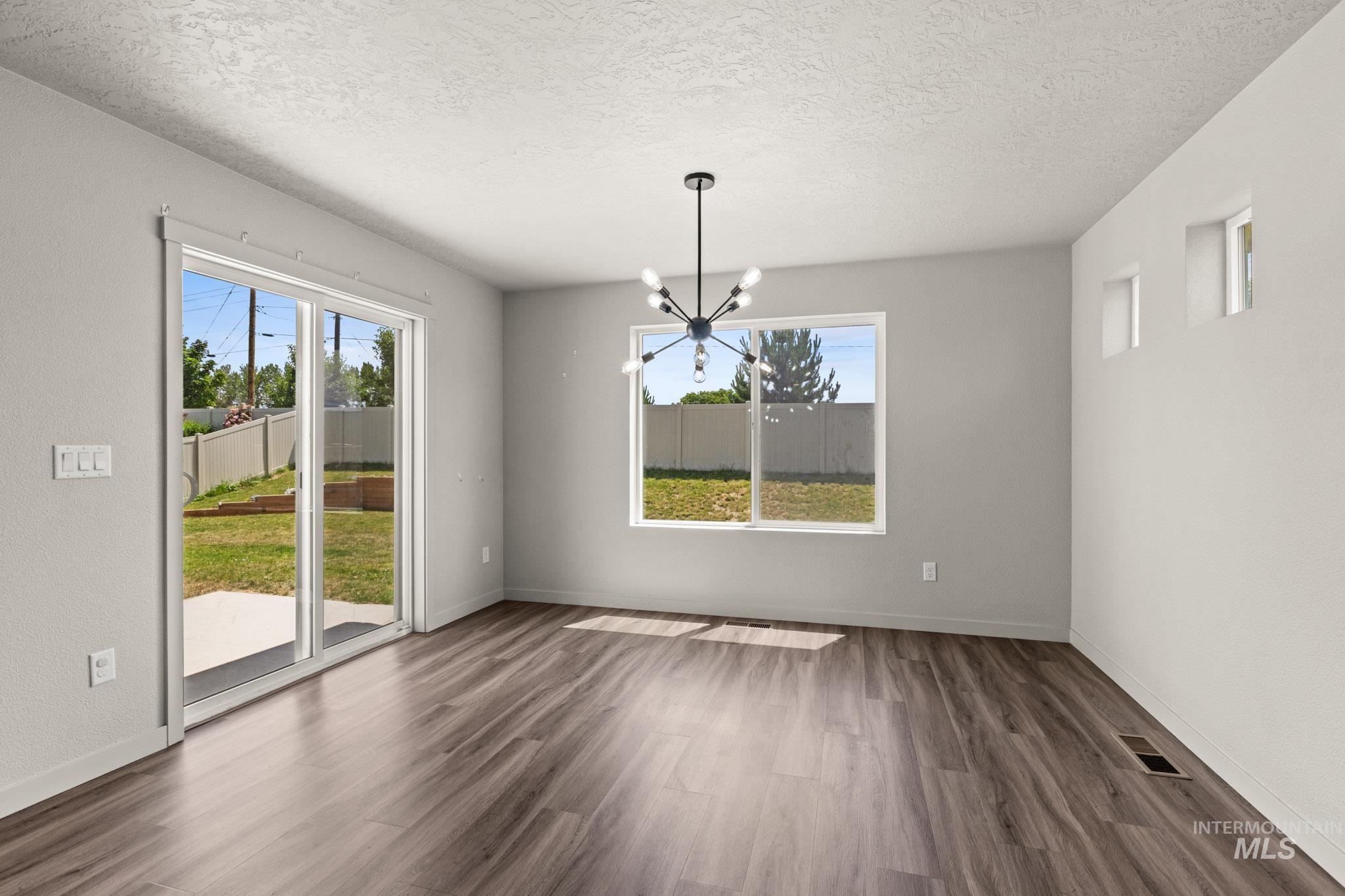 4065 E Eagle Ridge drive, Nampa, Idaho 83686, 5 Bedrooms, 2.5 Bathrooms, Residential For Sale, Price $575,000, 98991529