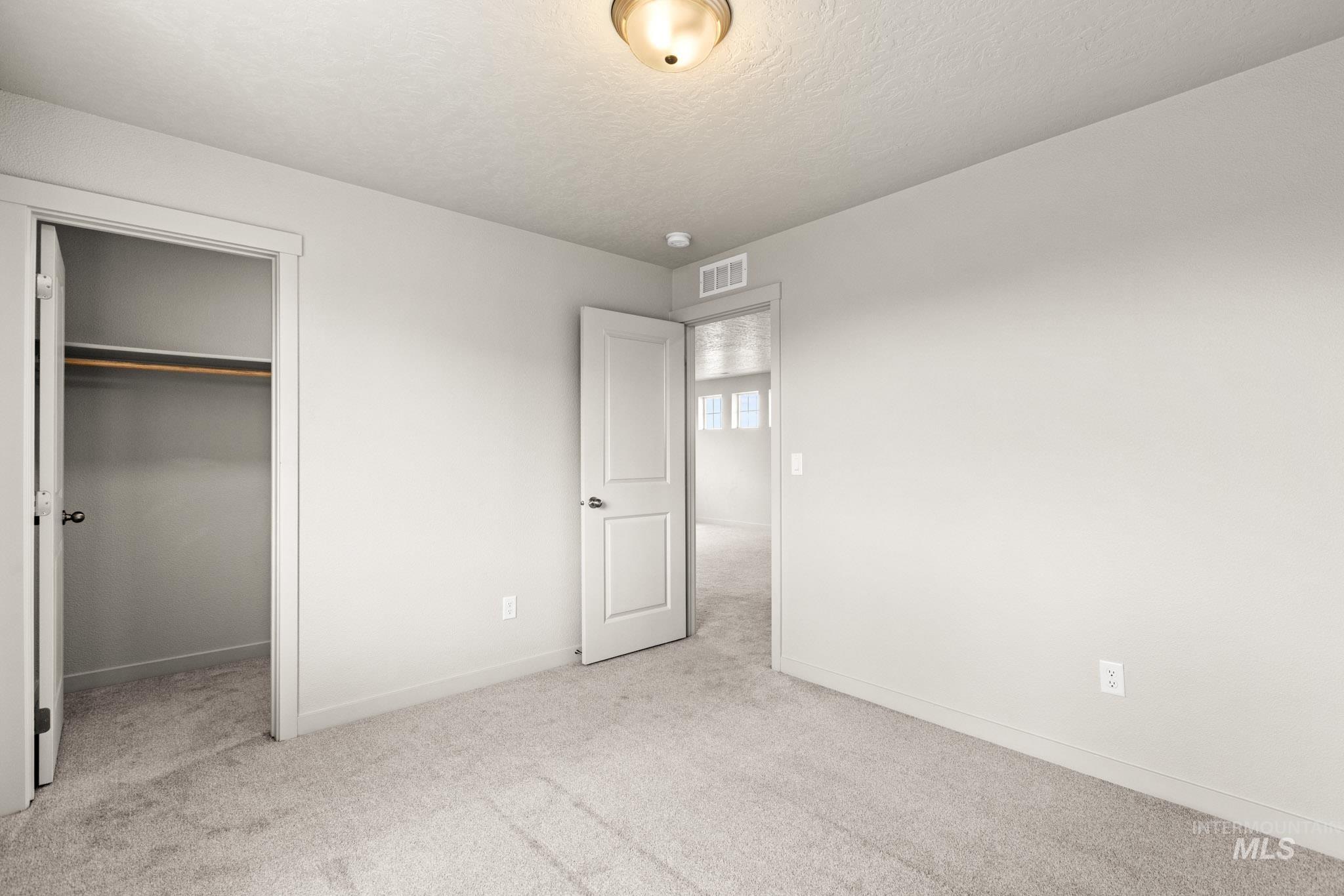 4065 E Eagle Ridge drive, Nampa, Idaho 83686, 5 Bedrooms, 2.5 Bathrooms, Residential For Sale, Price $575,000, 98991529