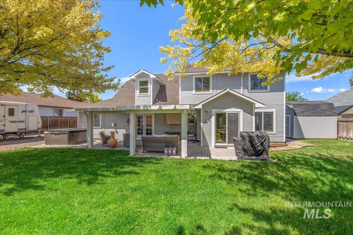 855 W Blue Downs, Meridian, Idaho 83642, 5 Bedrooms, 3.5 Bathrooms, Residential For Sale, Price $630,000, 98991530