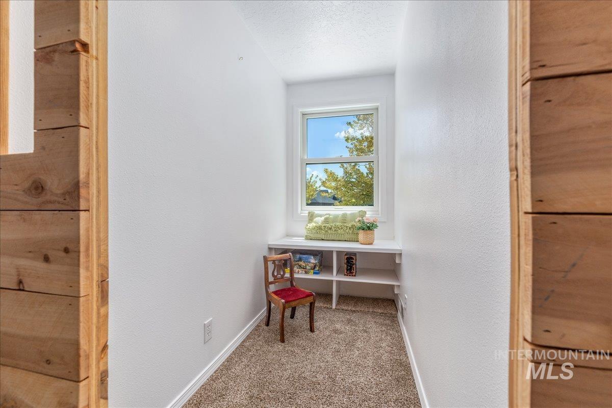 855 W Blue Downs, Meridian, Idaho 83642, 5 Bedrooms, 3.5 Bathrooms, Residential For Sale, Price $630,000, 98991530