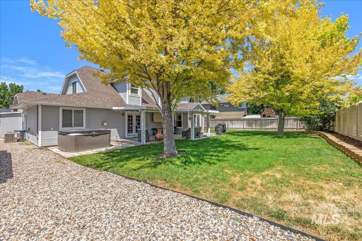 855 W Blue Downs, Meridian, Idaho 83642, 5 Bedrooms, 3.5 Bathrooms, Residential For Sale, Price $630,000, 98991530