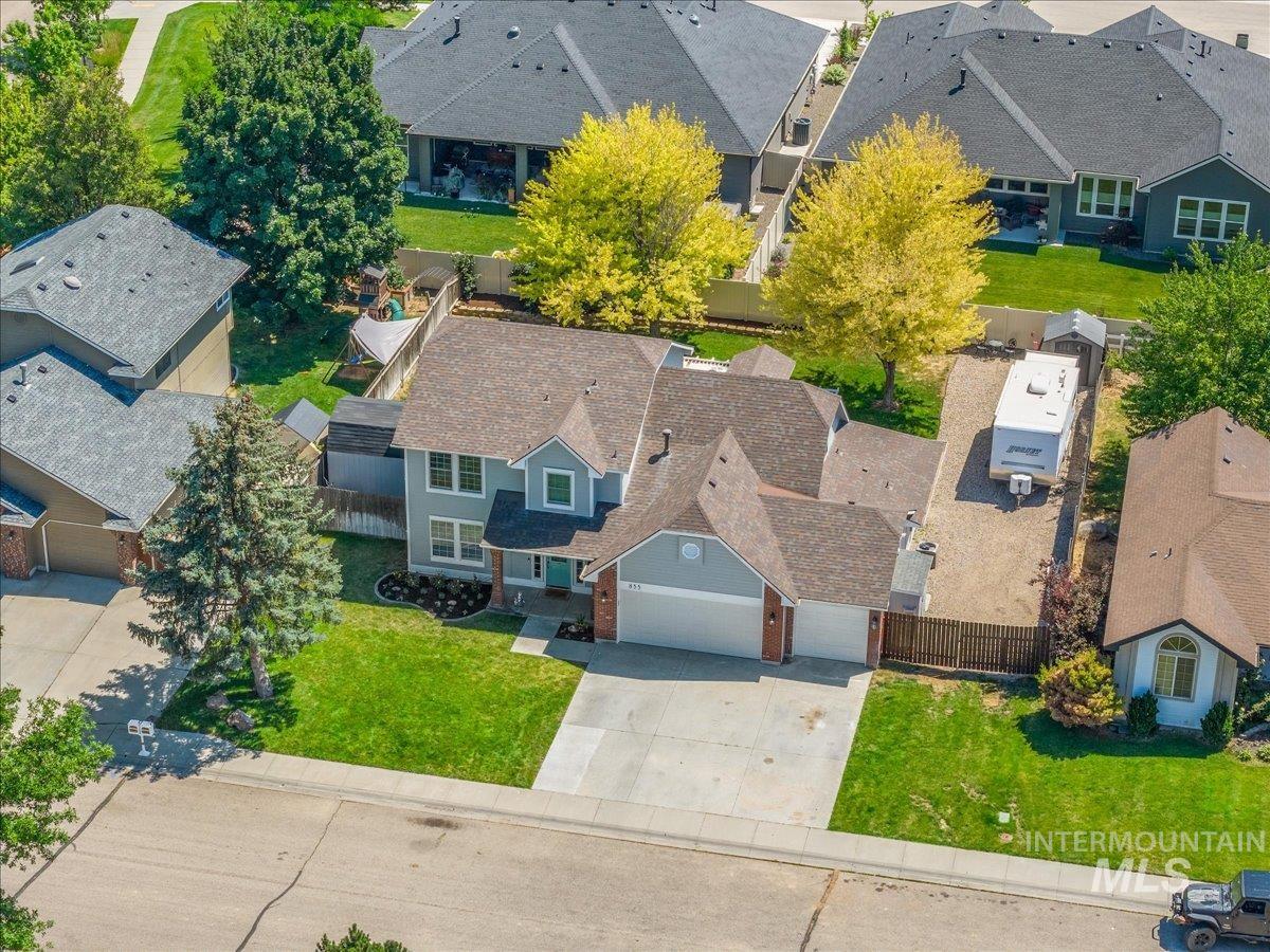 855 W Blue Downs, Meridian, Idaho 83642, 5 Bedrooms, 3.5 Bathrooms, Residential For Sale, Price $630,000, 98991530