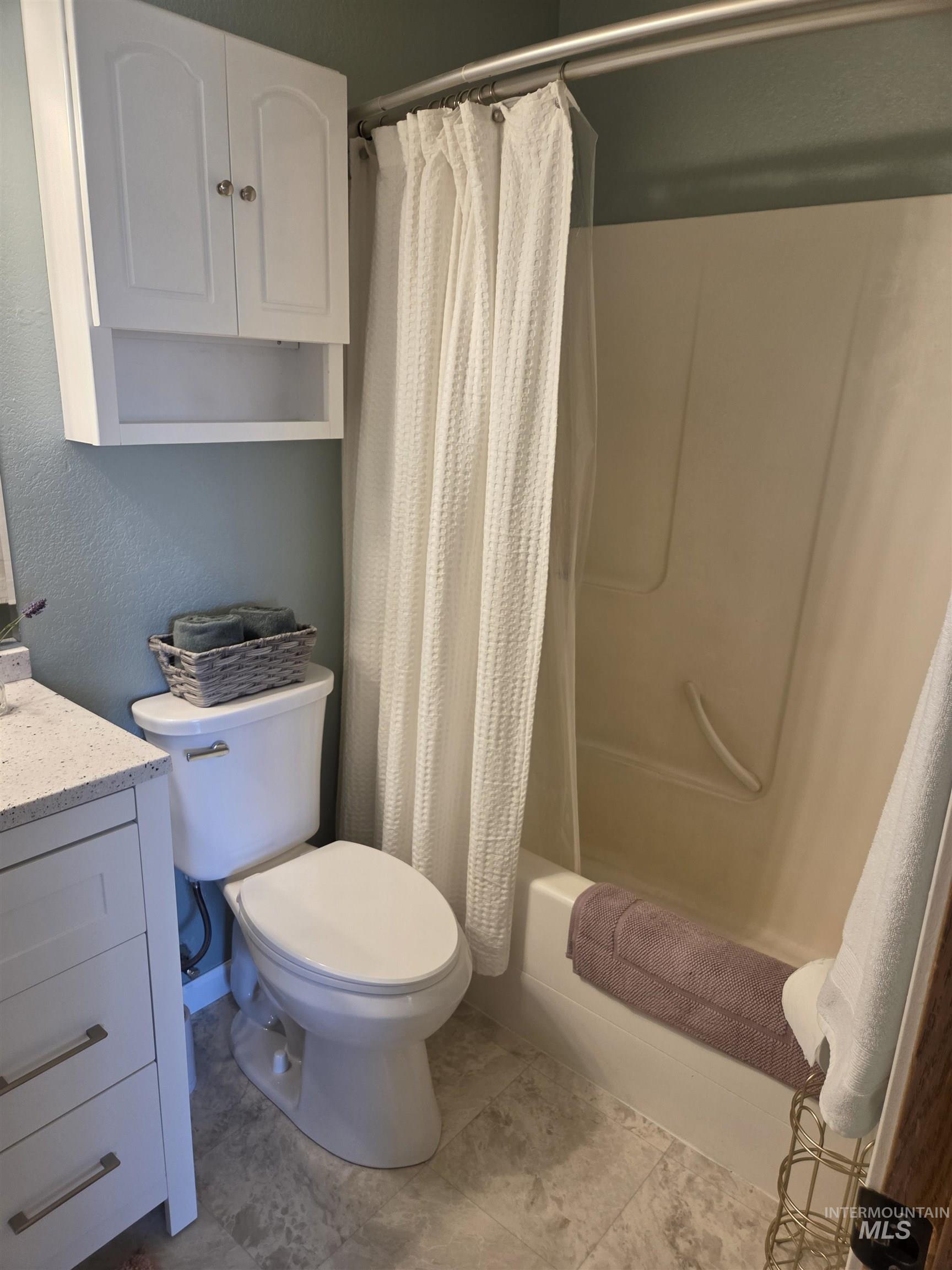 410 Gambels Lane, Moscow, Idaho 83843, 3 Bedrooms, 3 Bathrooms, Residential For Sale, Price $499,000, 98991531