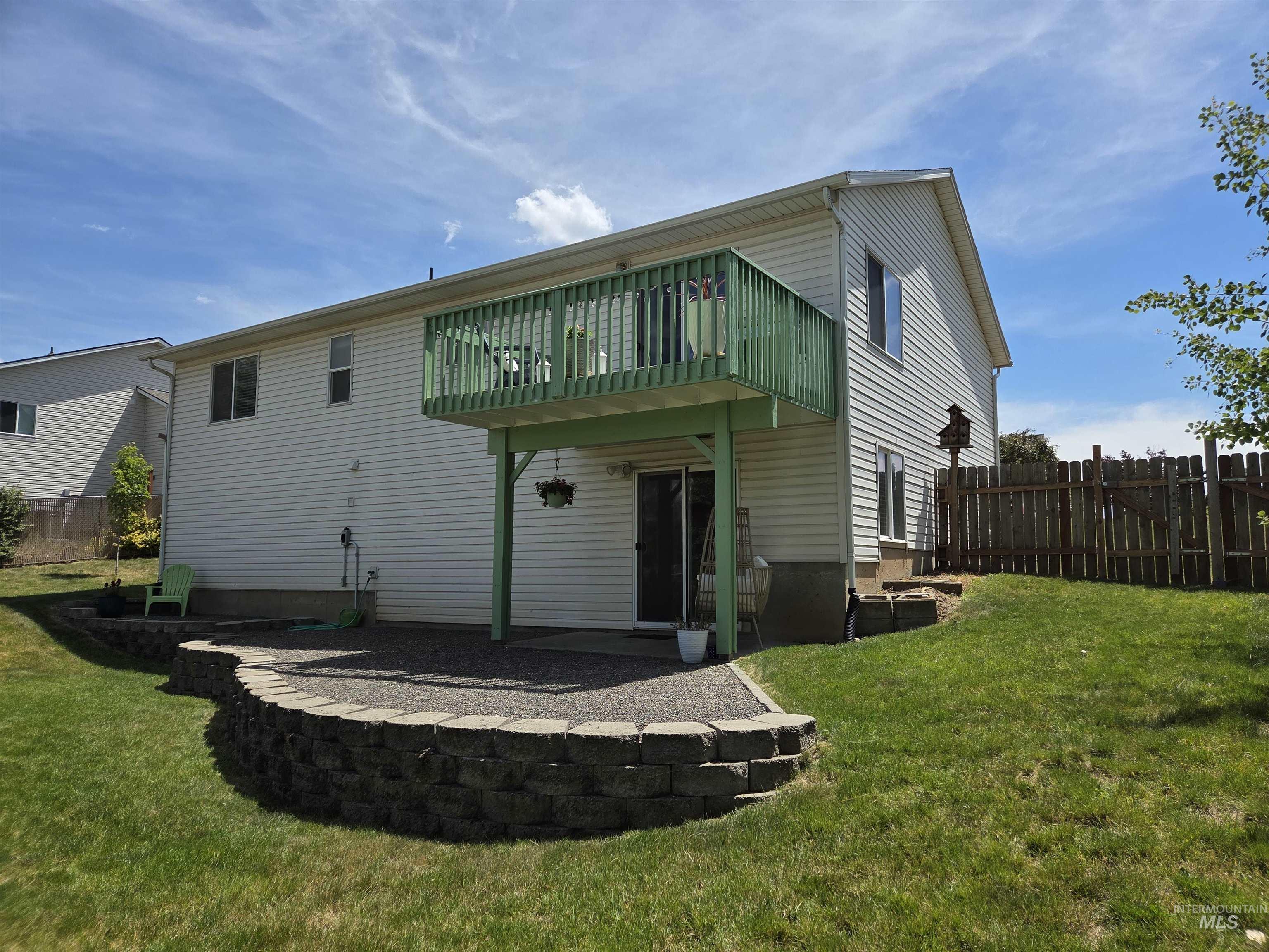 410 Gambels Lane, Moscow, Idaho 83843, 3 Bedrooms, 3 Bathrooms, Residential For Sale, Price $499,000, 98991531