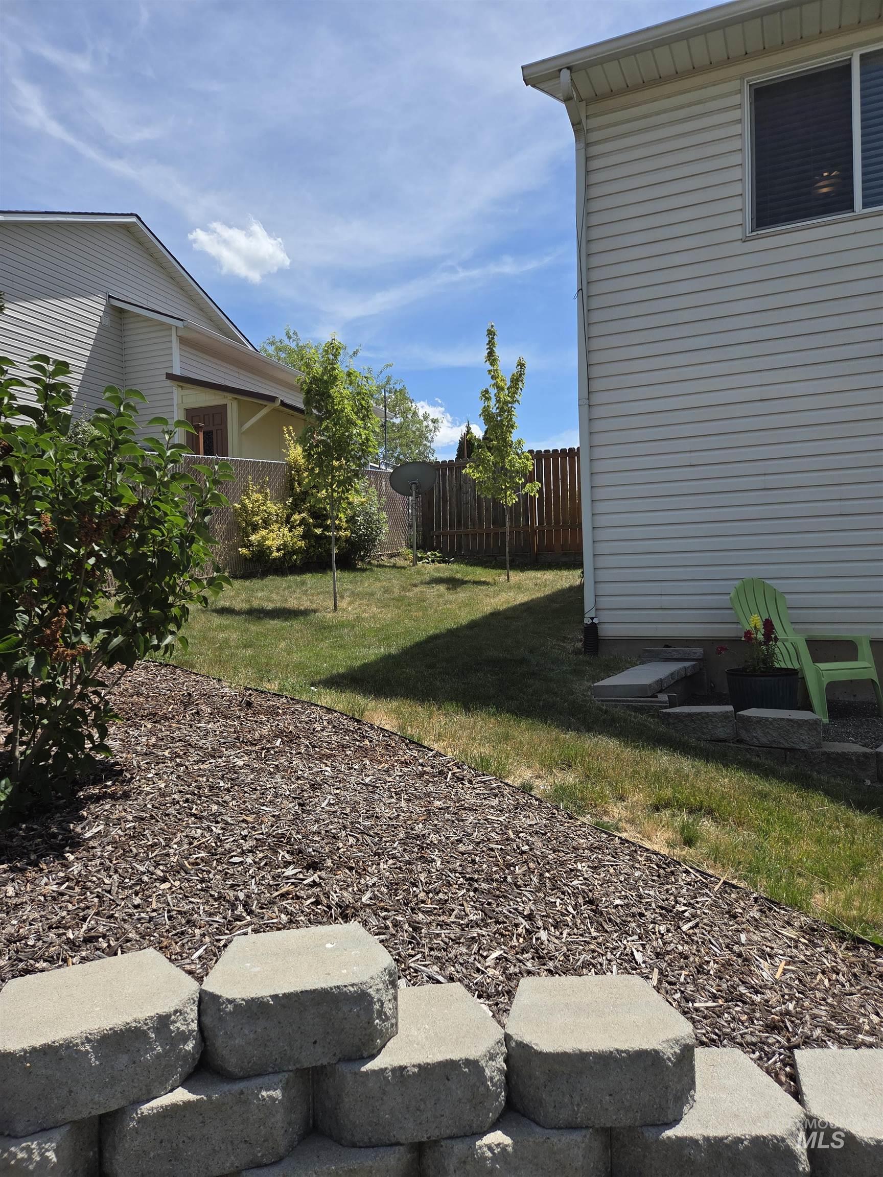 410 Gambels Lane, Moscow, Idaho 83843, 3 Bedrooms, 3 Bathrooms, Residential For Sale, Price $499,000, 98991531