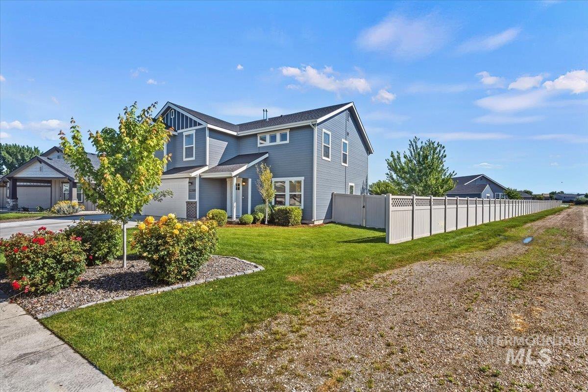 12310 W Hidden Point Dr, Star, Idaho 83669, 4 Bedrooms, 2.5 Bathrooms, Residential For Sale, Price $650,000, 98991532