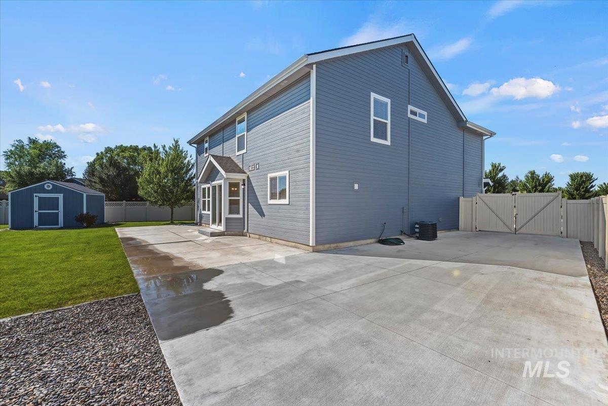 12310 W Hidden Point Dr, Star, Idaho 83669, 4 Bedrooms, 2.5 Bathrooms, Residential For Sale, Price $650,000, 98991532