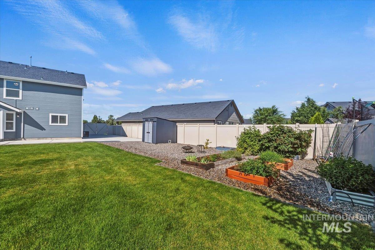 12310 W Hidden Point Dr, Star, Idaho 83669, 4 Bedrooms, 2.5 Bathrooms, Residential For Sale, Price $650,000, 98991532