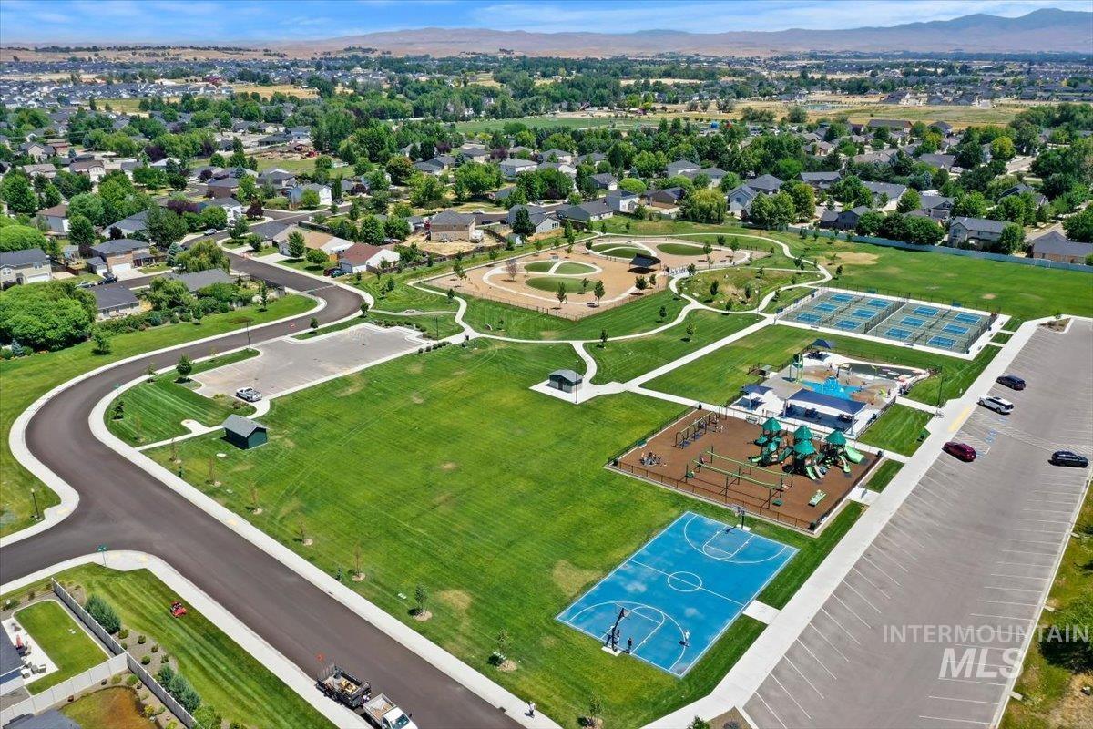 12310 W Hidden Point Dr, Star, Idaho 83669, 4 Bedrooms, 2.5 Bathrooms, Residential For Sale, Price $650,000, 98991532