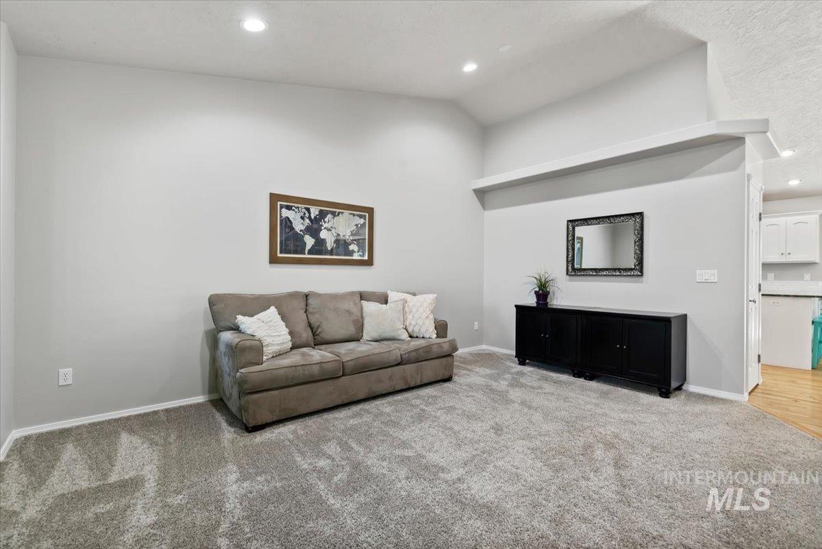 1739 W Tumble Creek, Meridian, Idaho 83646, 4 Bedrooms, 2.5 Bathrooms, Residential For Sale, Price $525,000, 98991533