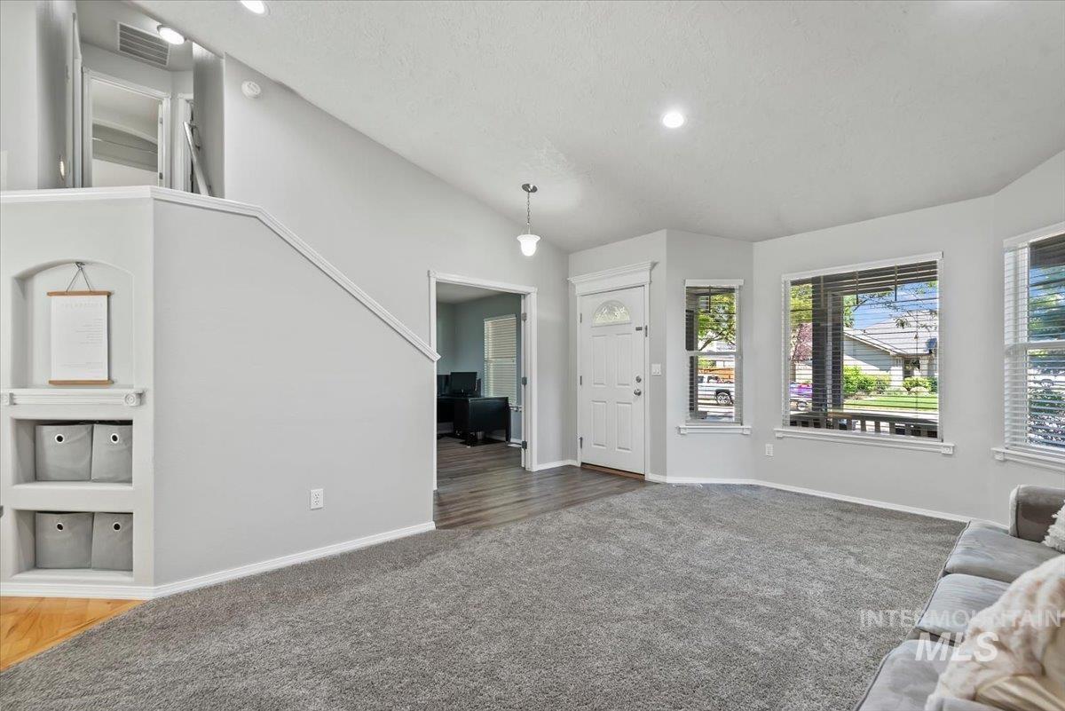 1739 W Tumble Creek, Meridian, Idaho 83646, 4 Bedrooms, 2.5 Bathrooms, Residential For Sale, Price $525,000, 98991533