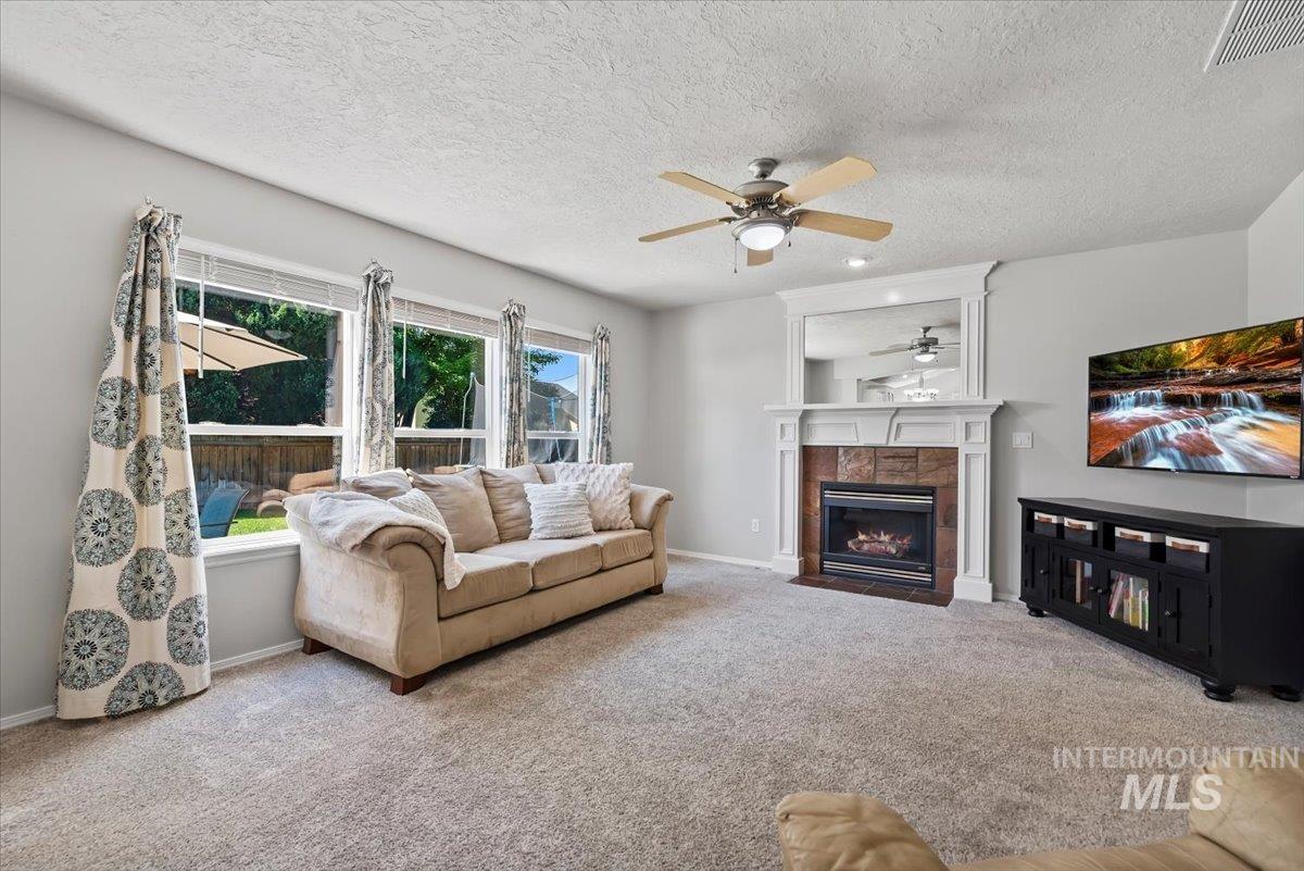 1739 W Tumble Creek, Meridian, Idaho 83646, 4 Bedrooms, 2.5 Bathrooms, Residential For Sale, Price $525,000, 98991533