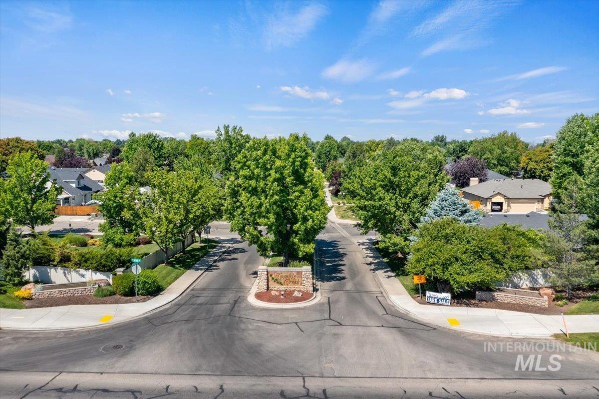1739 W Tumble Creek, Meridian, Idaho 83646, 4 Bedrooms, 2.5 Bathrooms, Residential For Sale, Price $525,000, 98991533