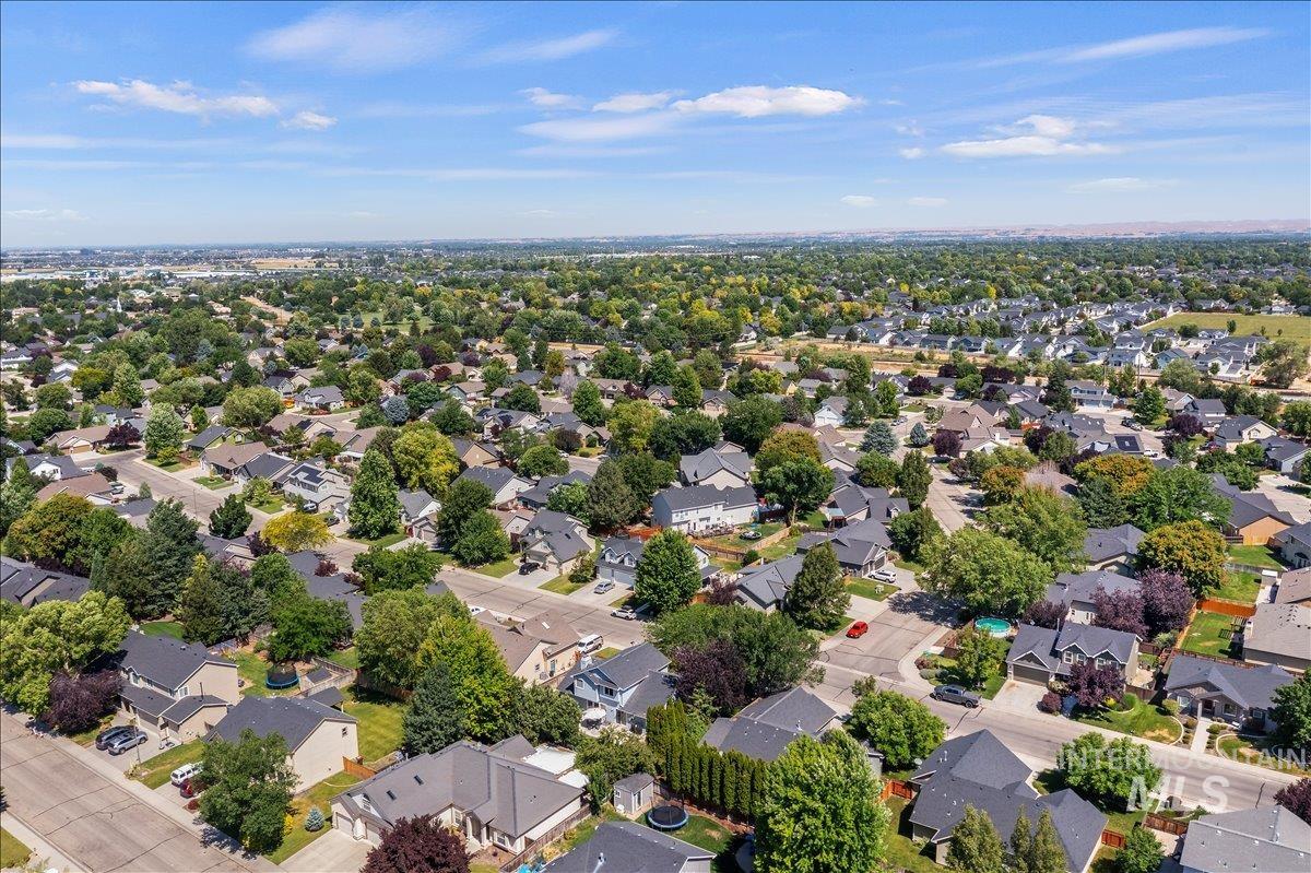 1739 W Tumble Creek, Meridian, Idaho 83646, 4 Bedrooms, 2.5 Bathrooms, Residential For Sale, Price $525,000, 98991533