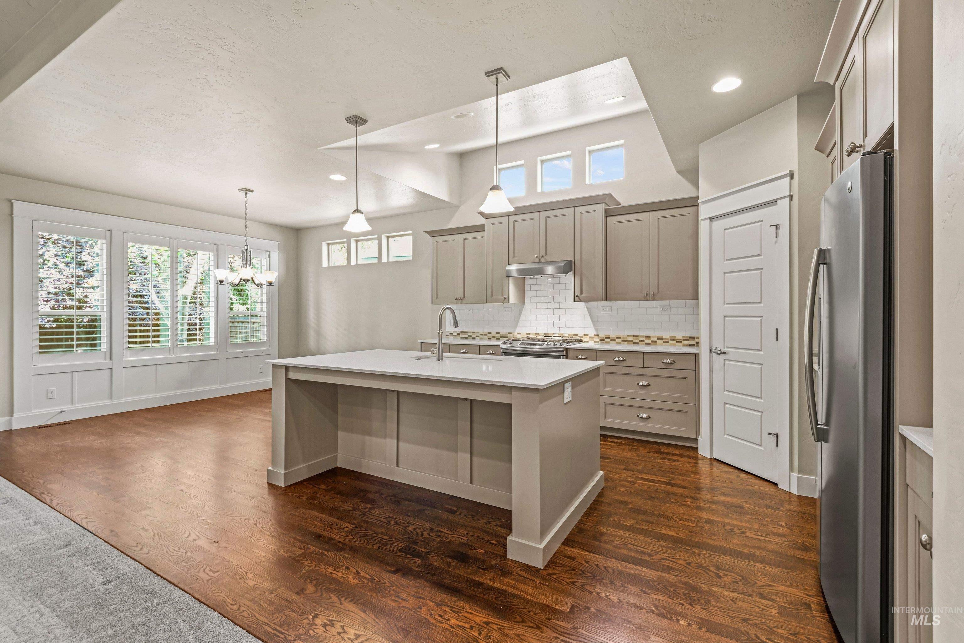 5267 N Mitchum Ave, Meridian, Idaho 83646, 3 Bedrooms, 2 Bathrooms, Residential For Sale, Price $619,900, 98991534