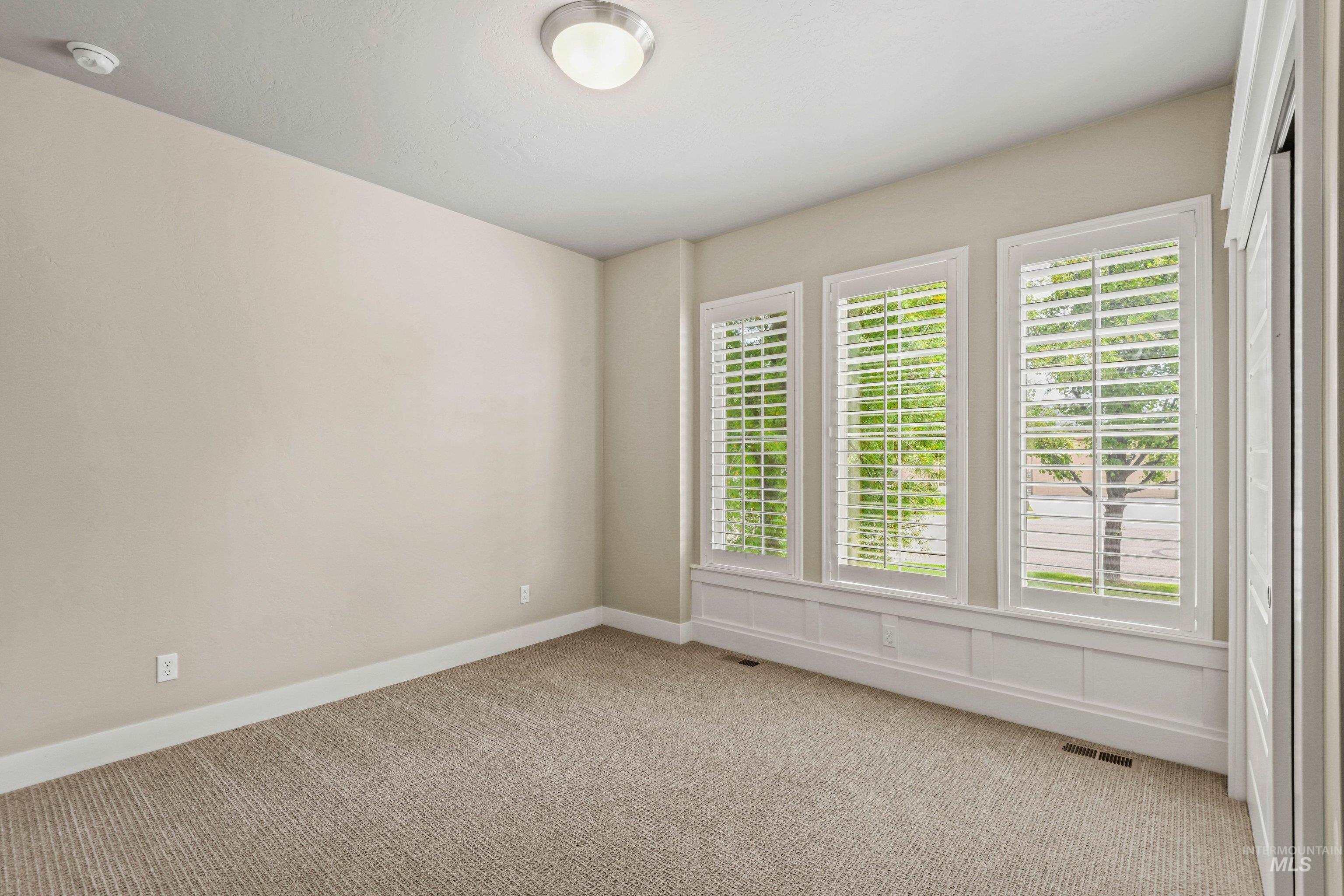 5267 N Mitchum Ave, Meridian, Idaho 83646, 3 Bedrooms, 2 Bathrooms, Residential For Sale, Price $619,900, 98991534