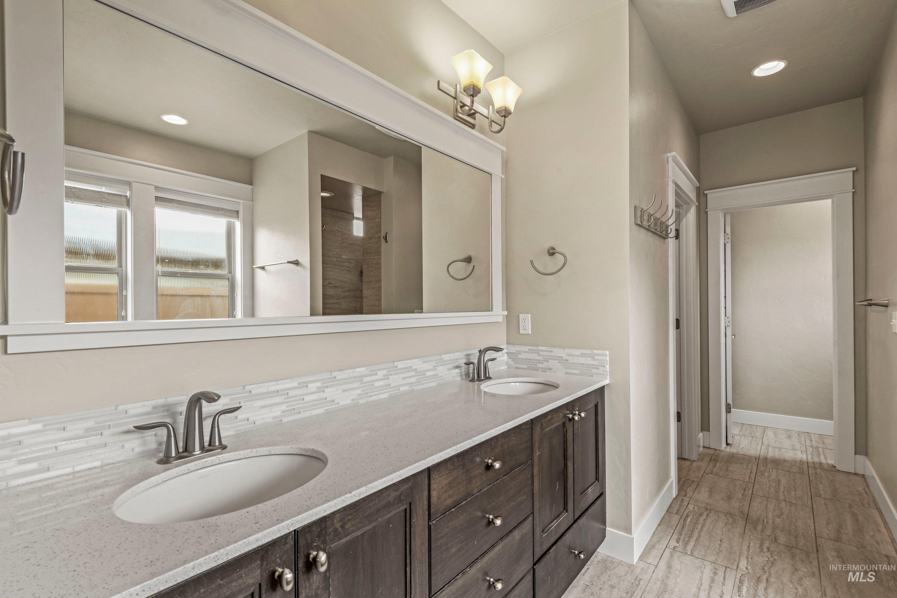 5267 N Mitchum Ave, Meridian, Idaho 83646, 3 Bedrooms, 2 Bathrooms, Residential For Sale, Price $619,900, 98991534