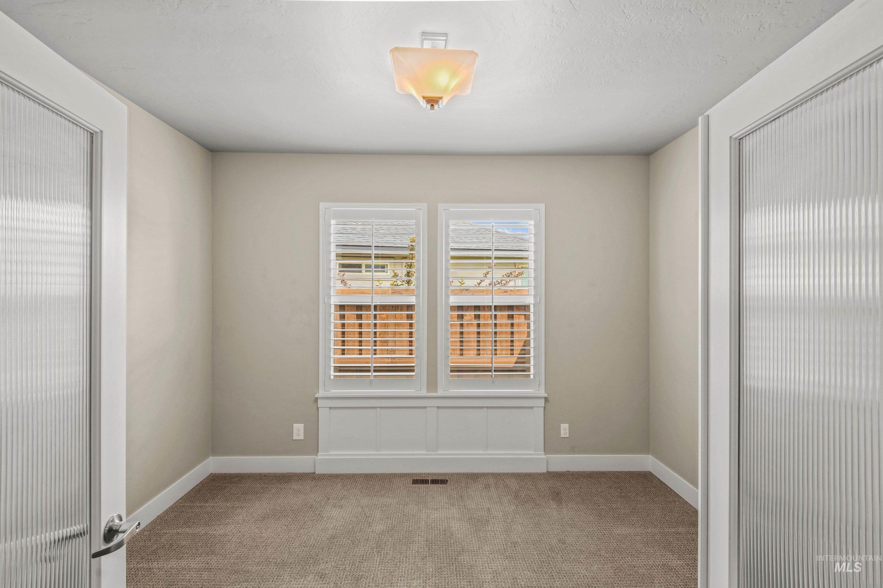5267 N Mitchum Ave, Meridian, Idaho 83646, 3 Bedrooms, 2 Bathrooms, Residential For Sale, Price $619,900, 98991534