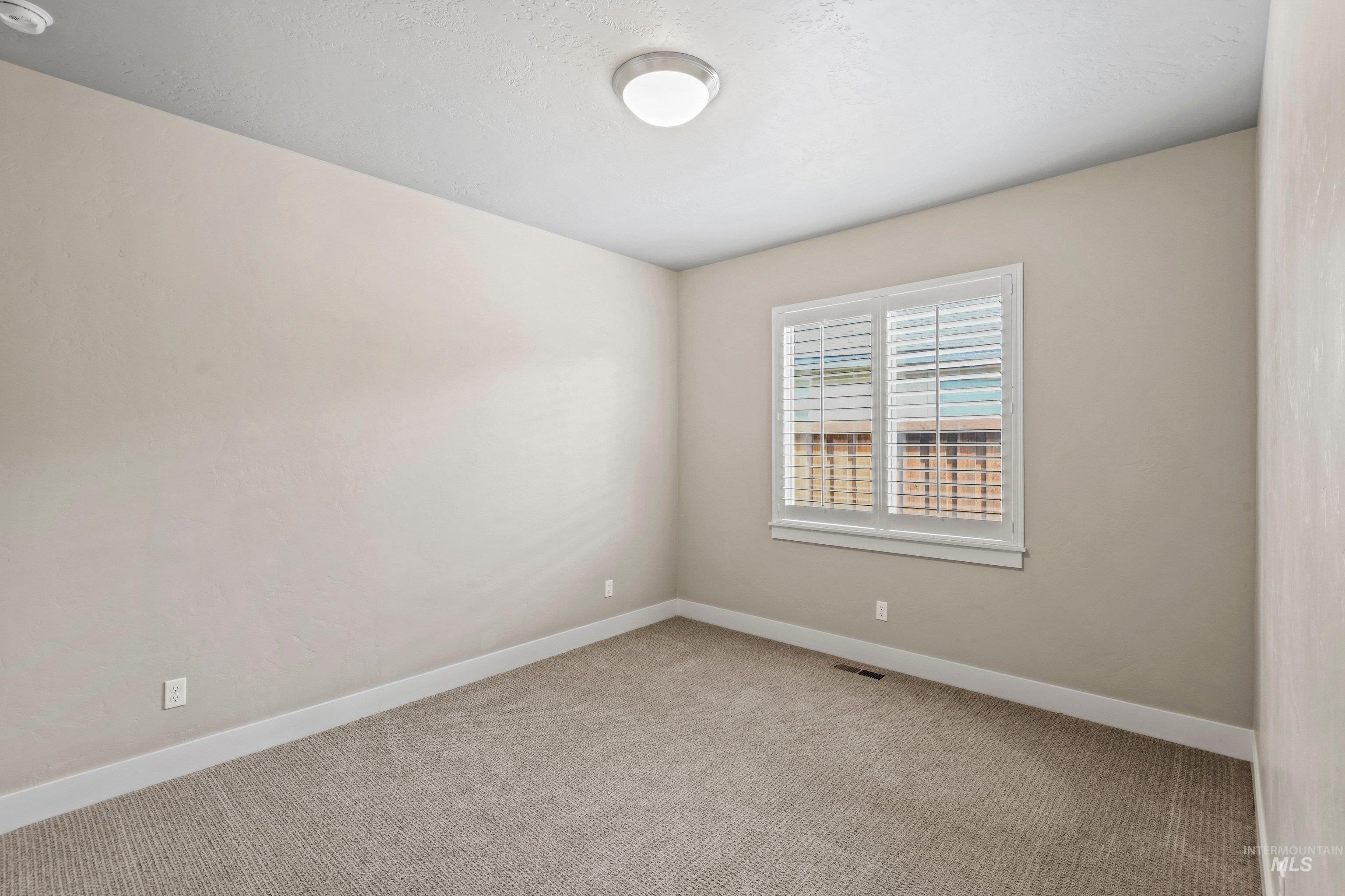 5267 N Mitchum Ave, Meridian, Idaho 83646, 3 Bedrooms, 2 Bathrooms, Residential For Sale, Price $619,900, 98991534