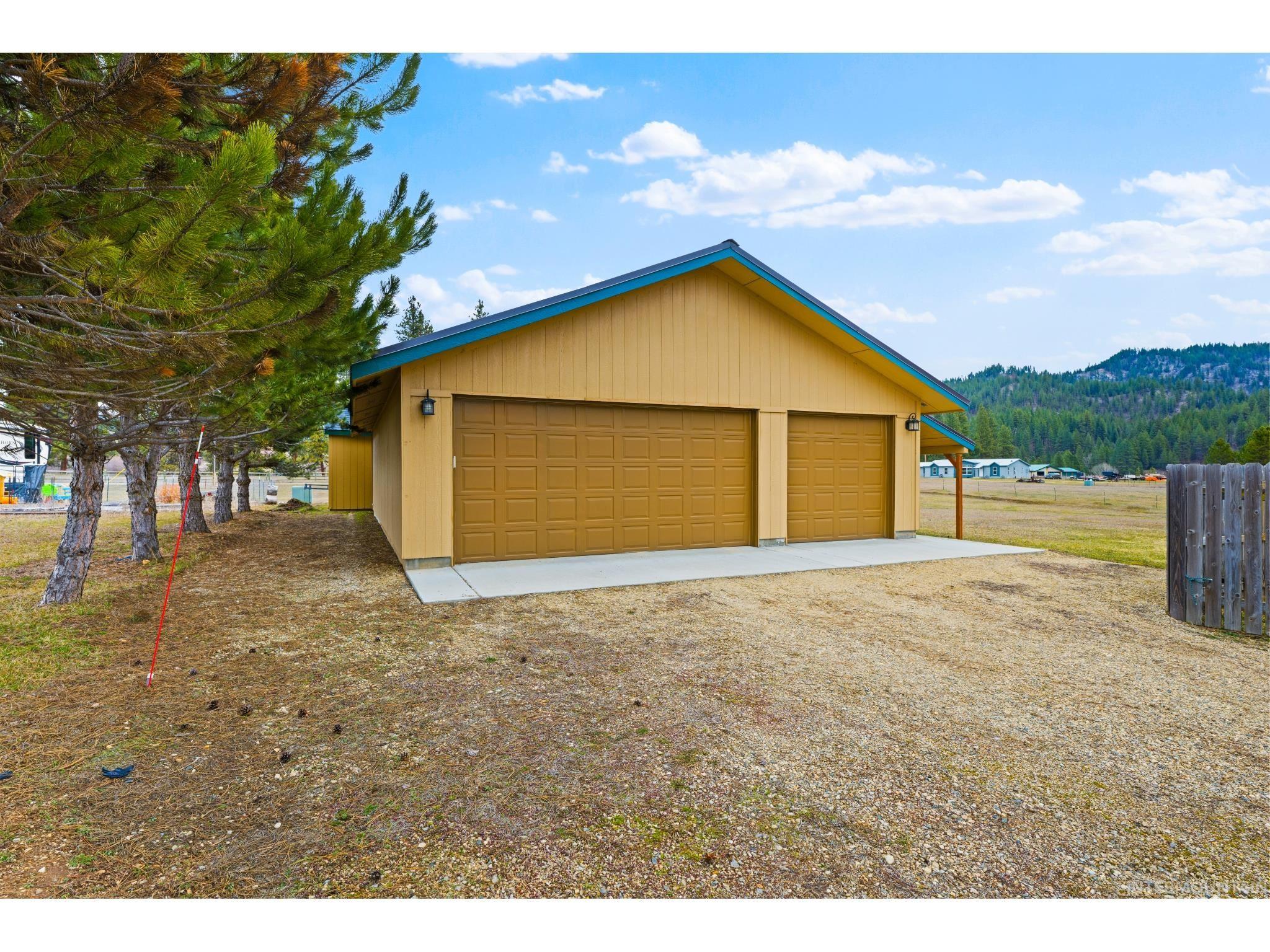 23 Veterinary Way, Garden Valley, Idaho 83622, 3 Bedrooms, 2 Bathrooms, Residential For Sale, Price $679,900, 98991535