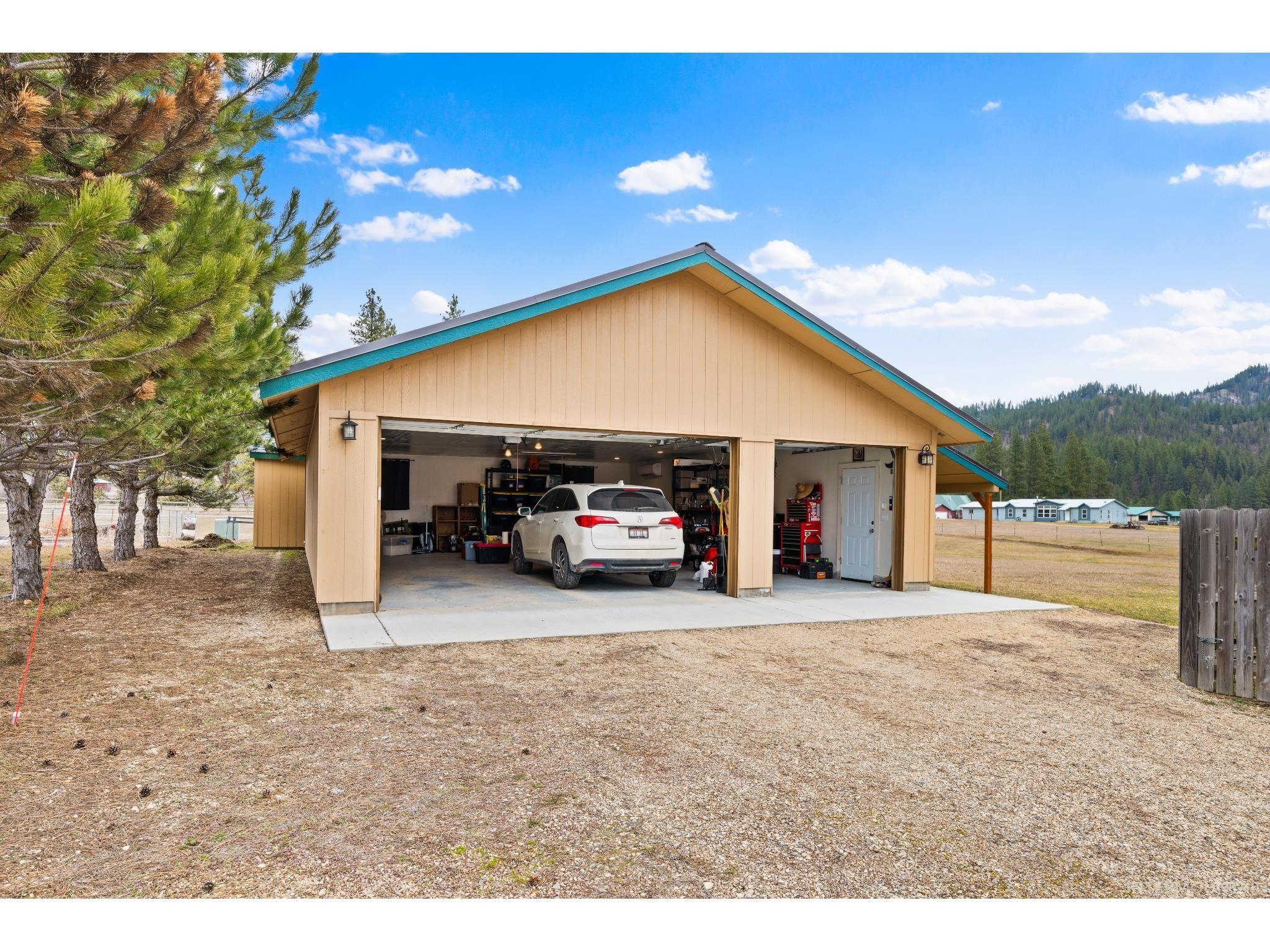 23 Veterinary Way, Garden Valley, Idaho 83622, 3 Bedrooms, 2 Bathrooms, Residential For Sale, Price $679,900, 98991535