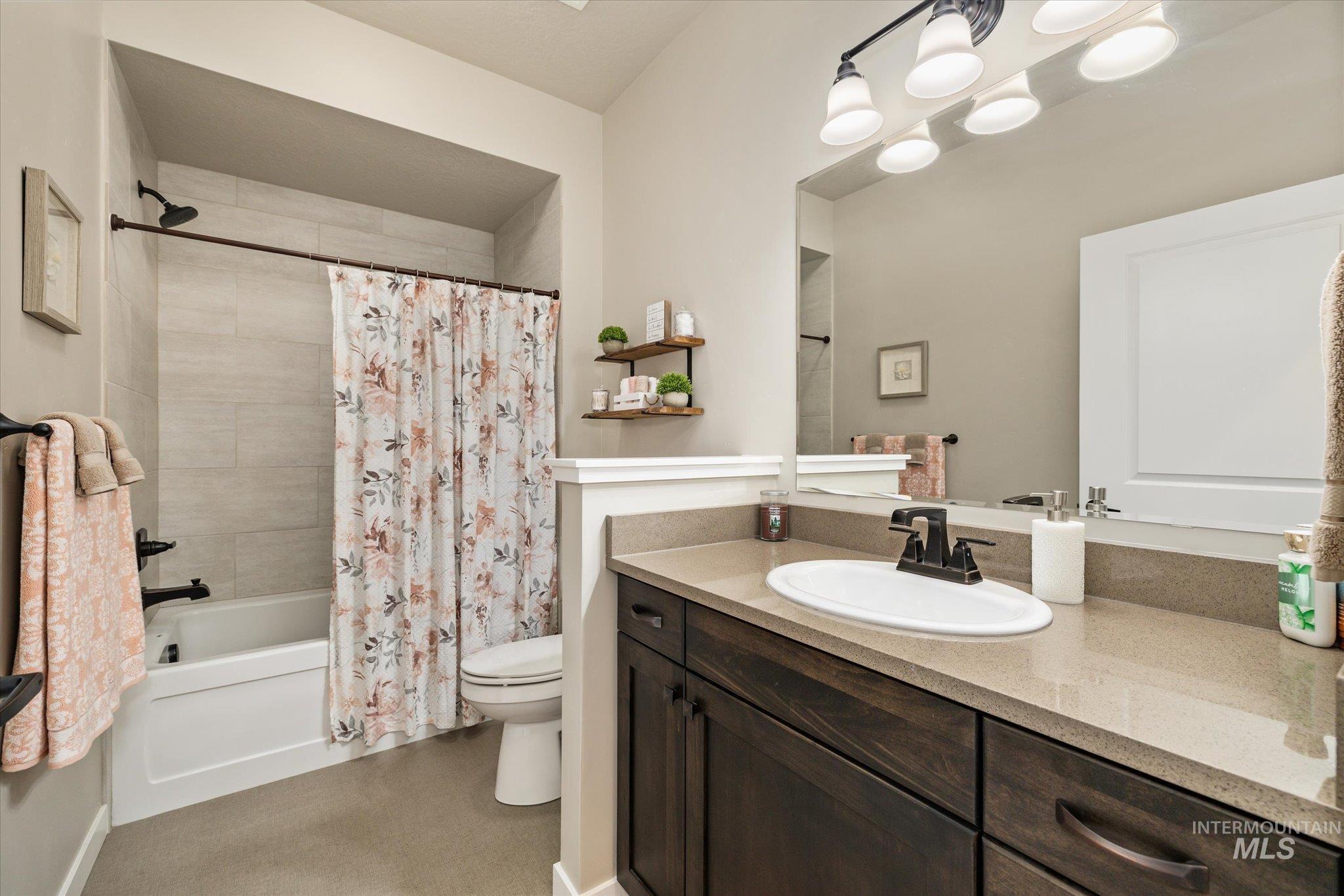 2020 S Gedalio Ln., Meridian, Idaho 83642, 2 Bedrooms, 2 Bathrooms, Residential For Sale, Price $489,900, 98991536