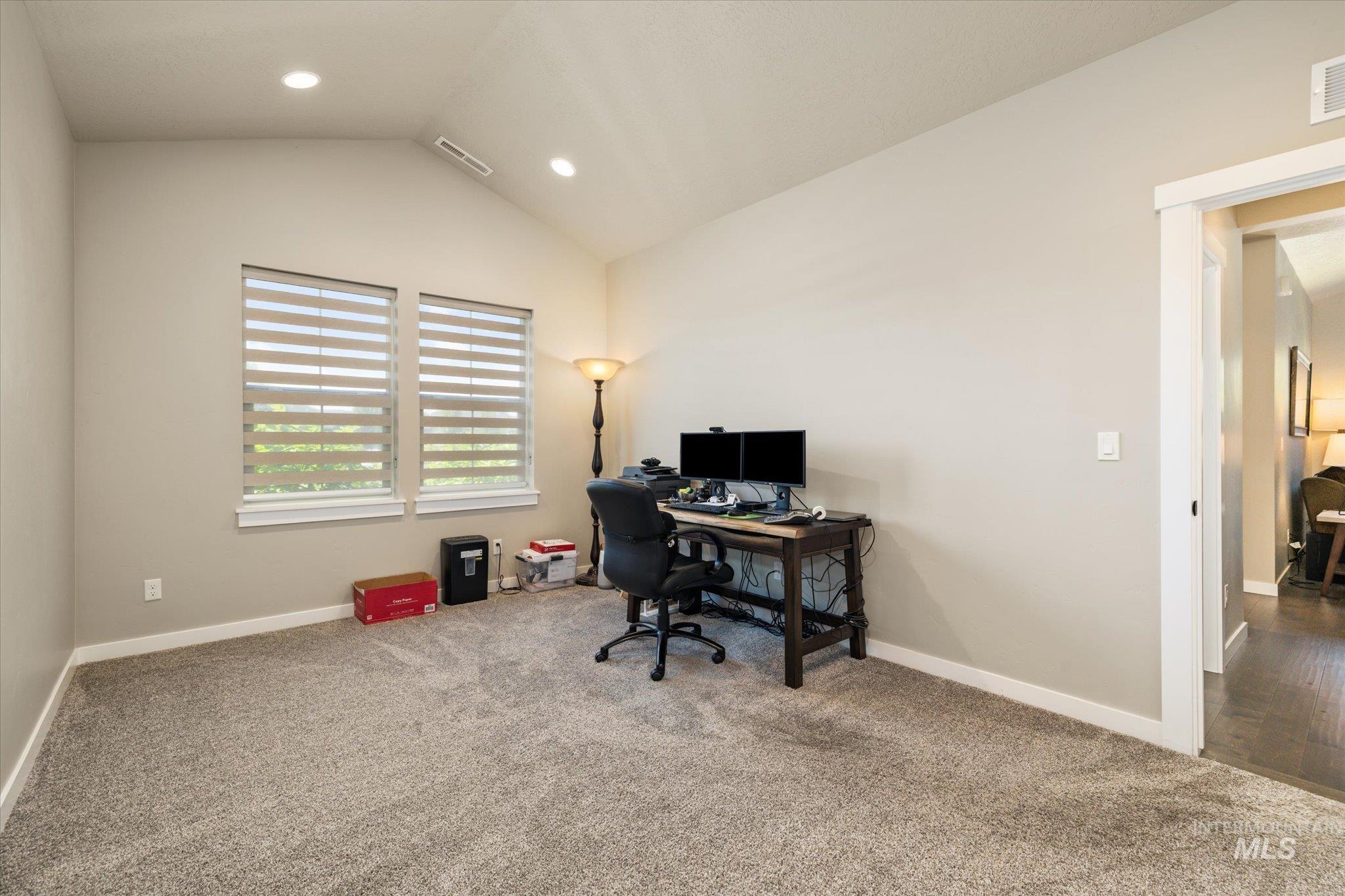 2020 S Gedalio Ln., Meridian, Idaho 83642, 2 Bedrooms, 2 Bathrooms, Residential For Sale, Price $489,900, 98991536